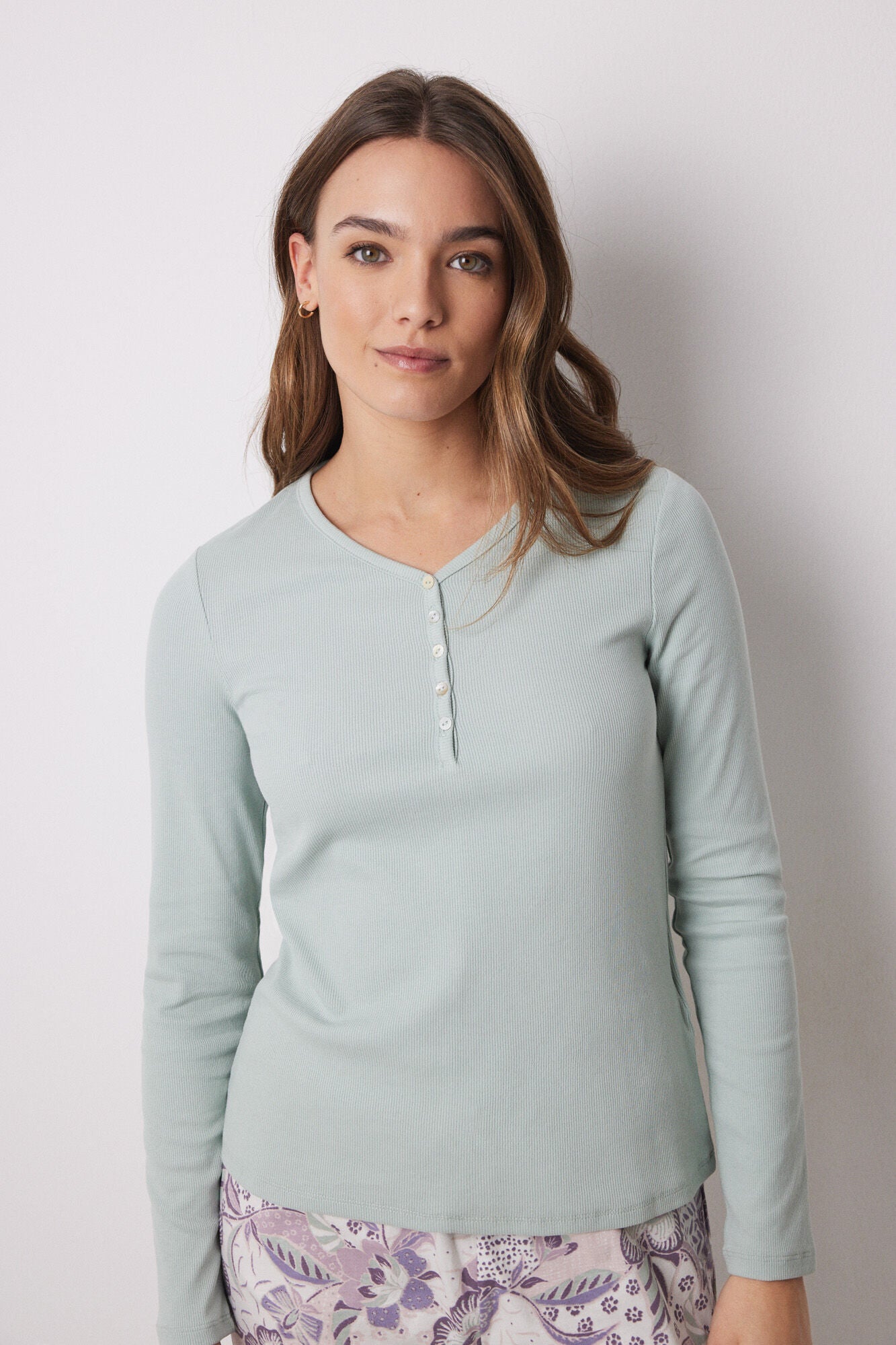 Green ribbed long sleeve -shirt