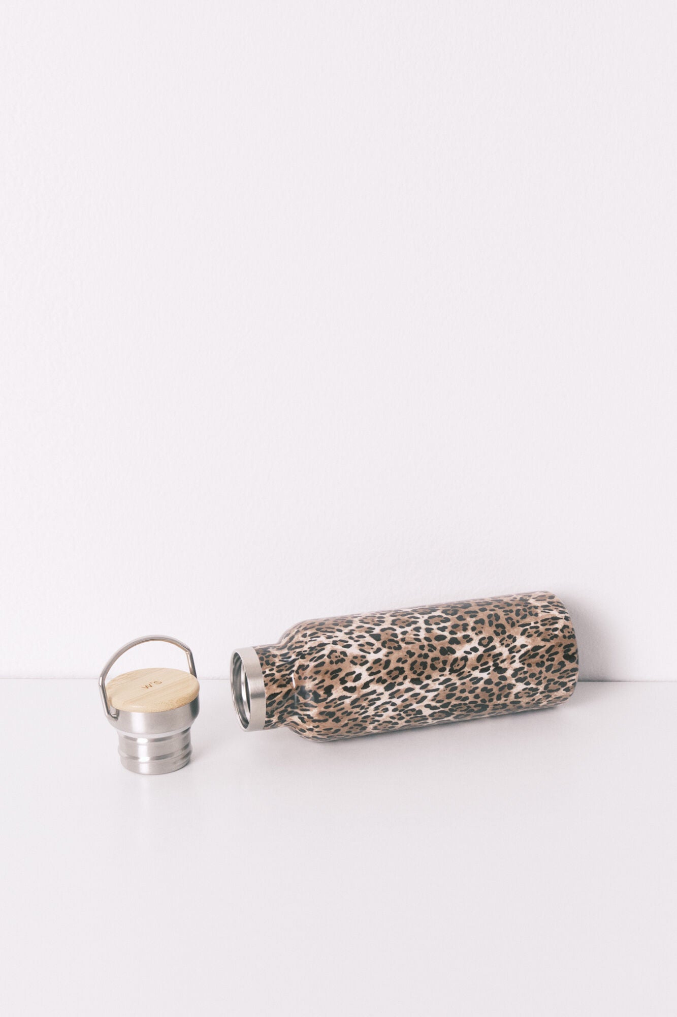Metal bottle with animal print