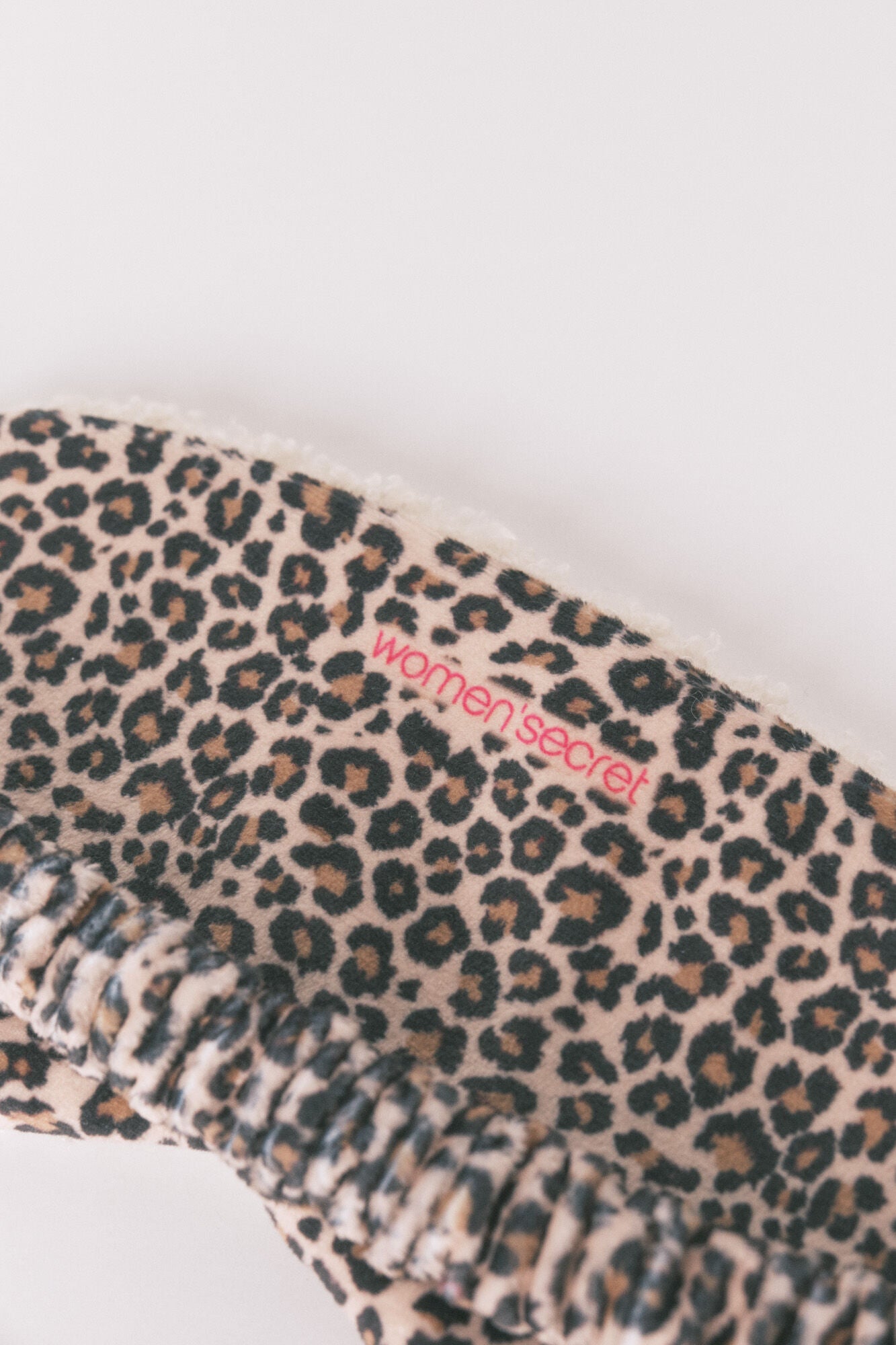 Snoopy Faux shearling Sleep Mask