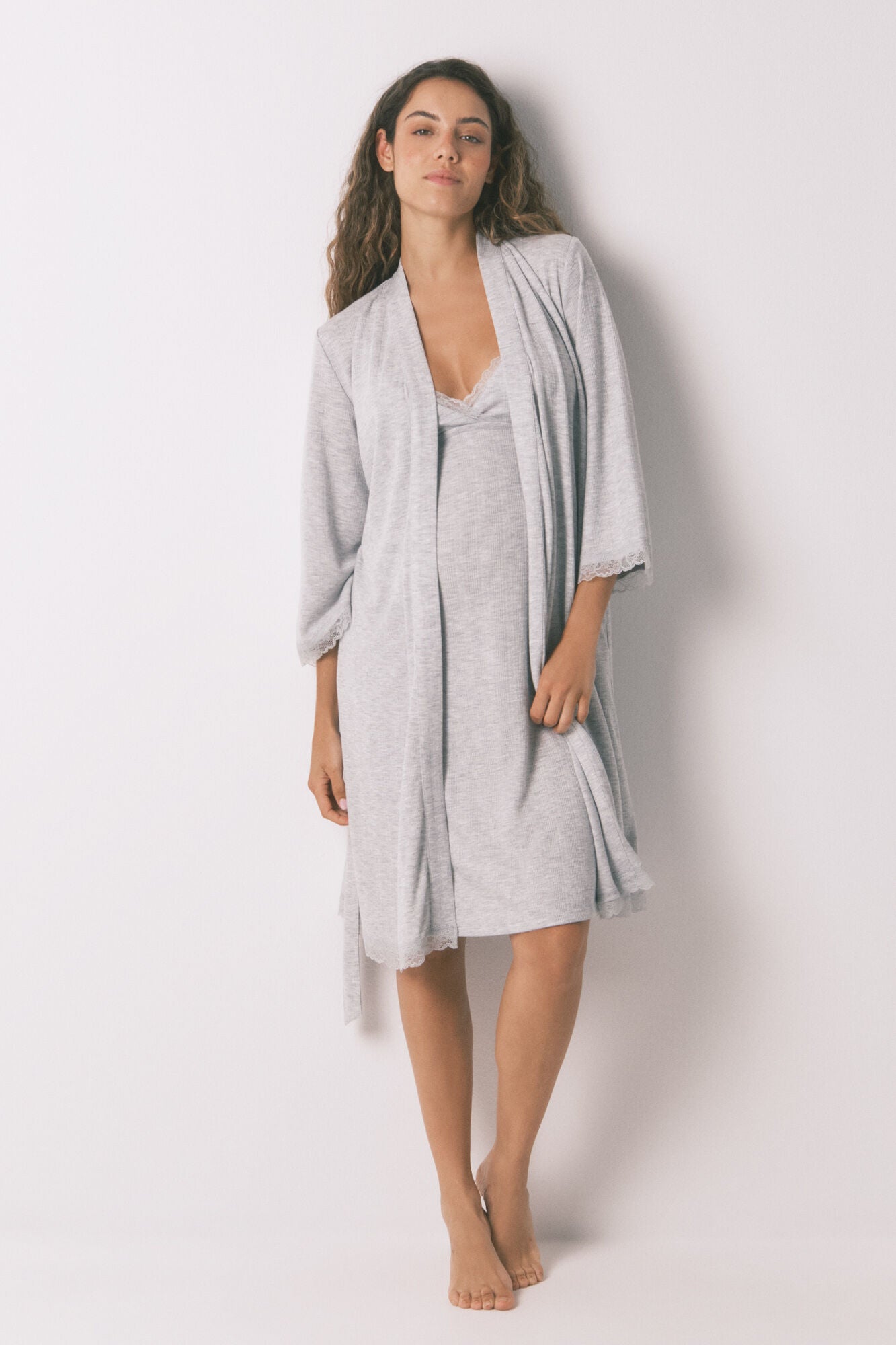 Maternity robe