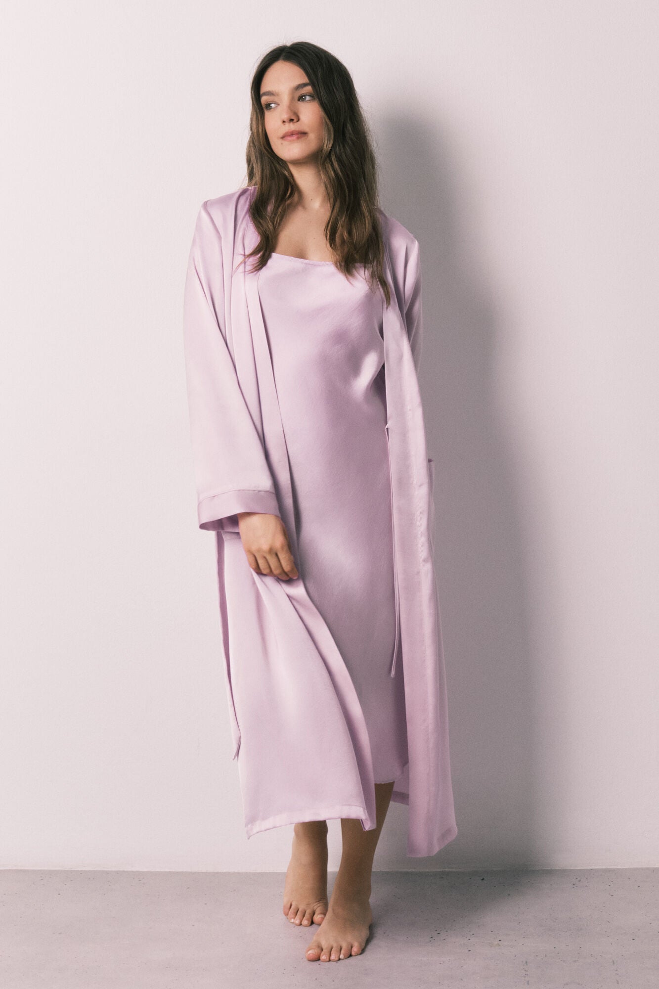 Lilac satin midi robe