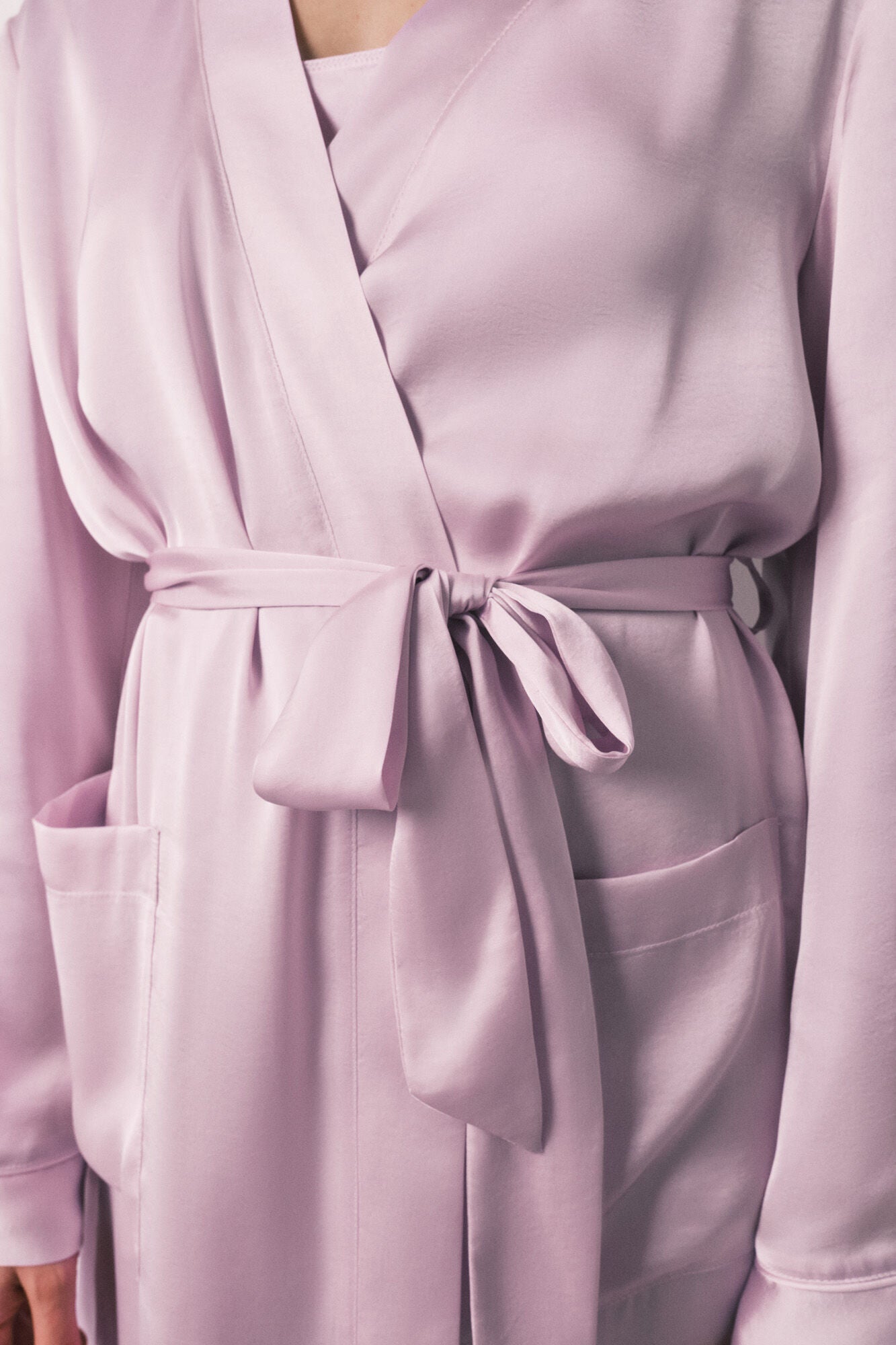 Lilac satin midi robe