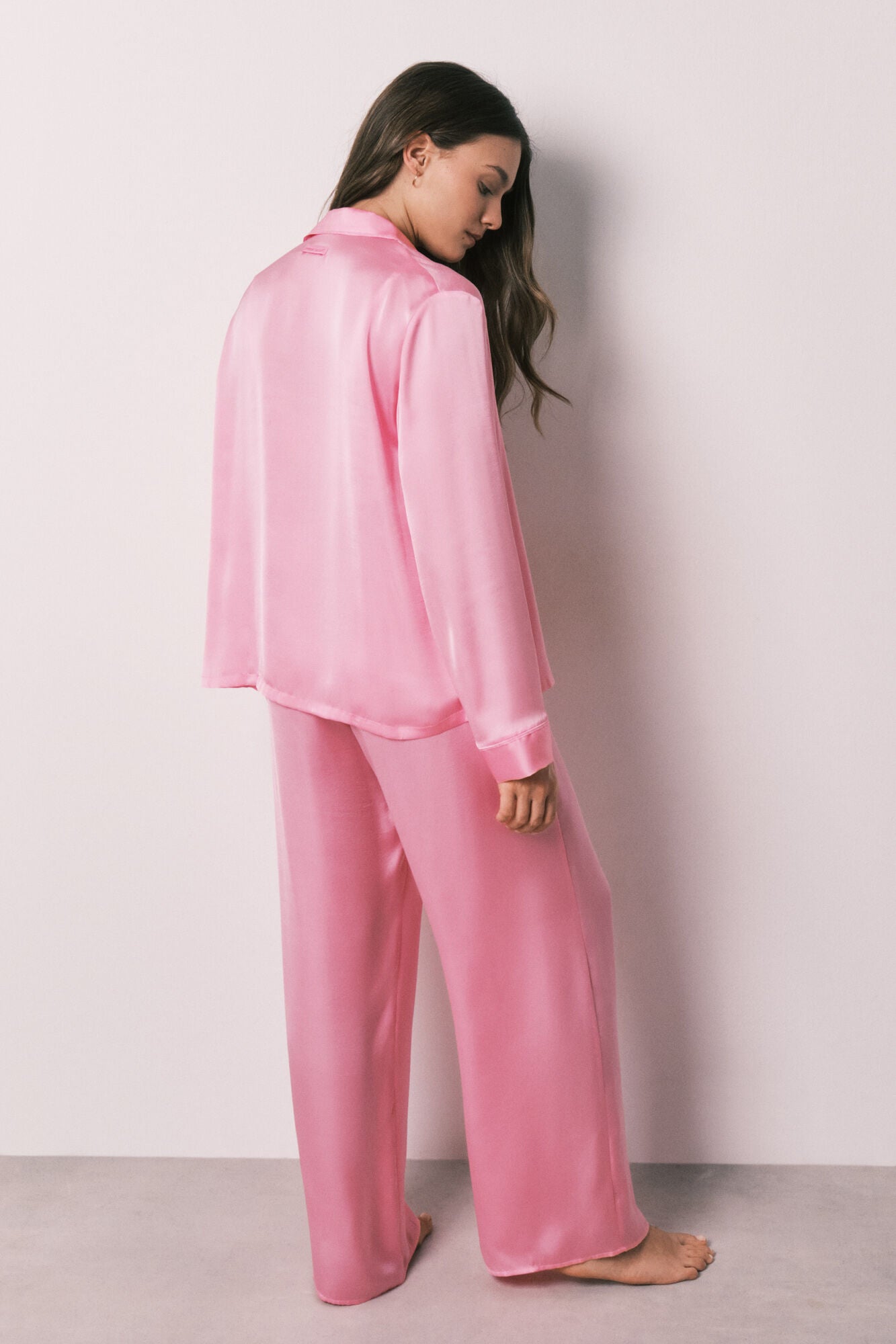 Satin Pink shirt-style pajamas