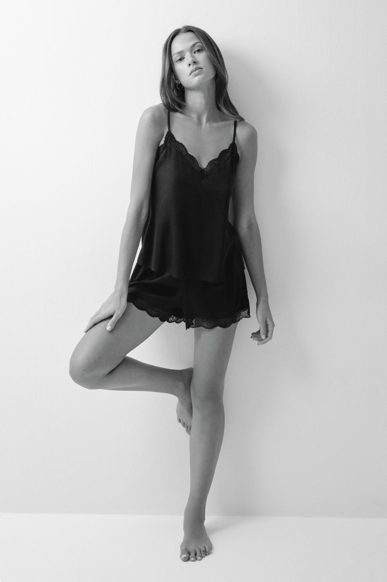 STRAPS SHORT PANT PYJAMA