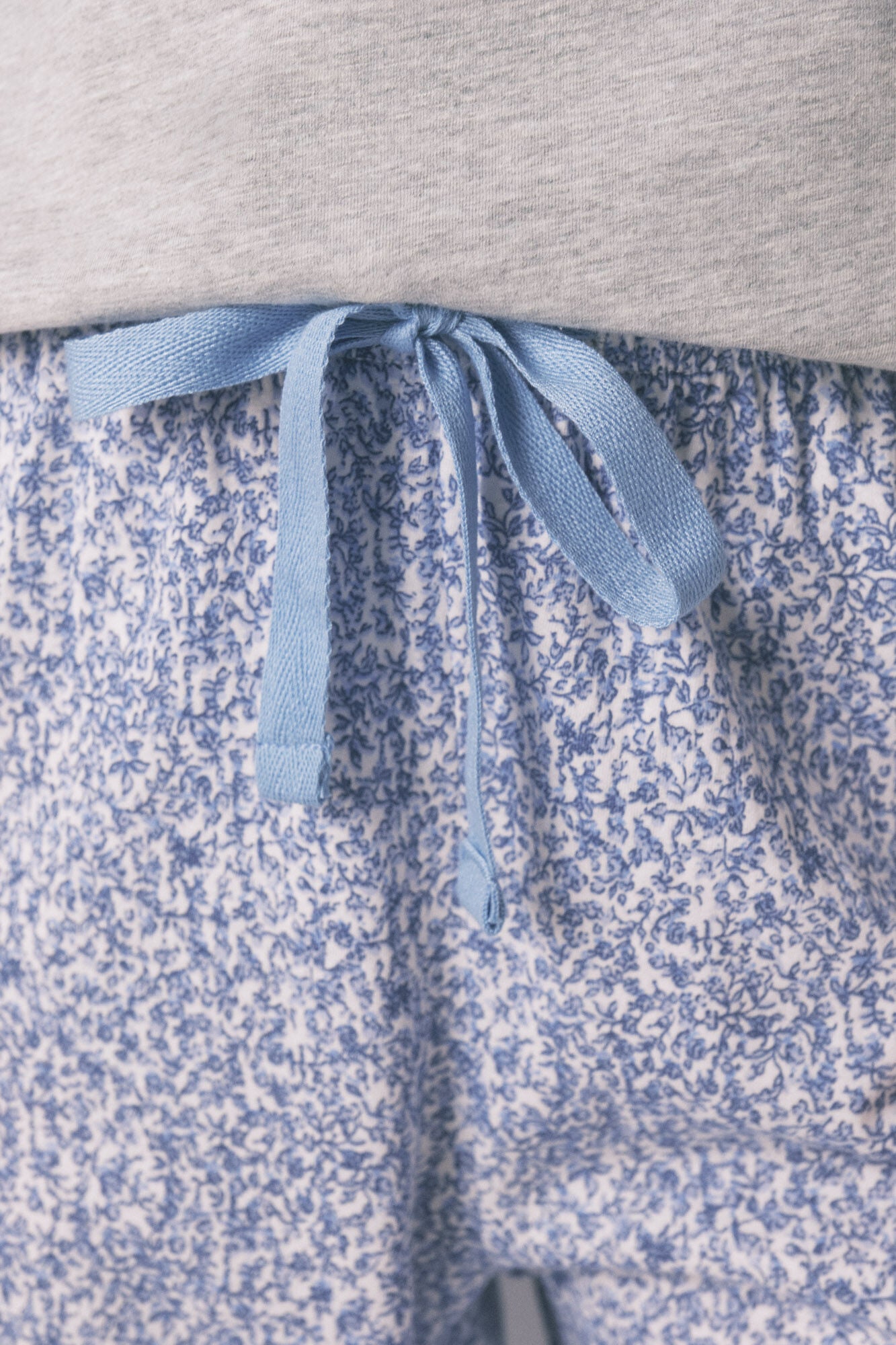 Mickey grey cotton capri pyjamas