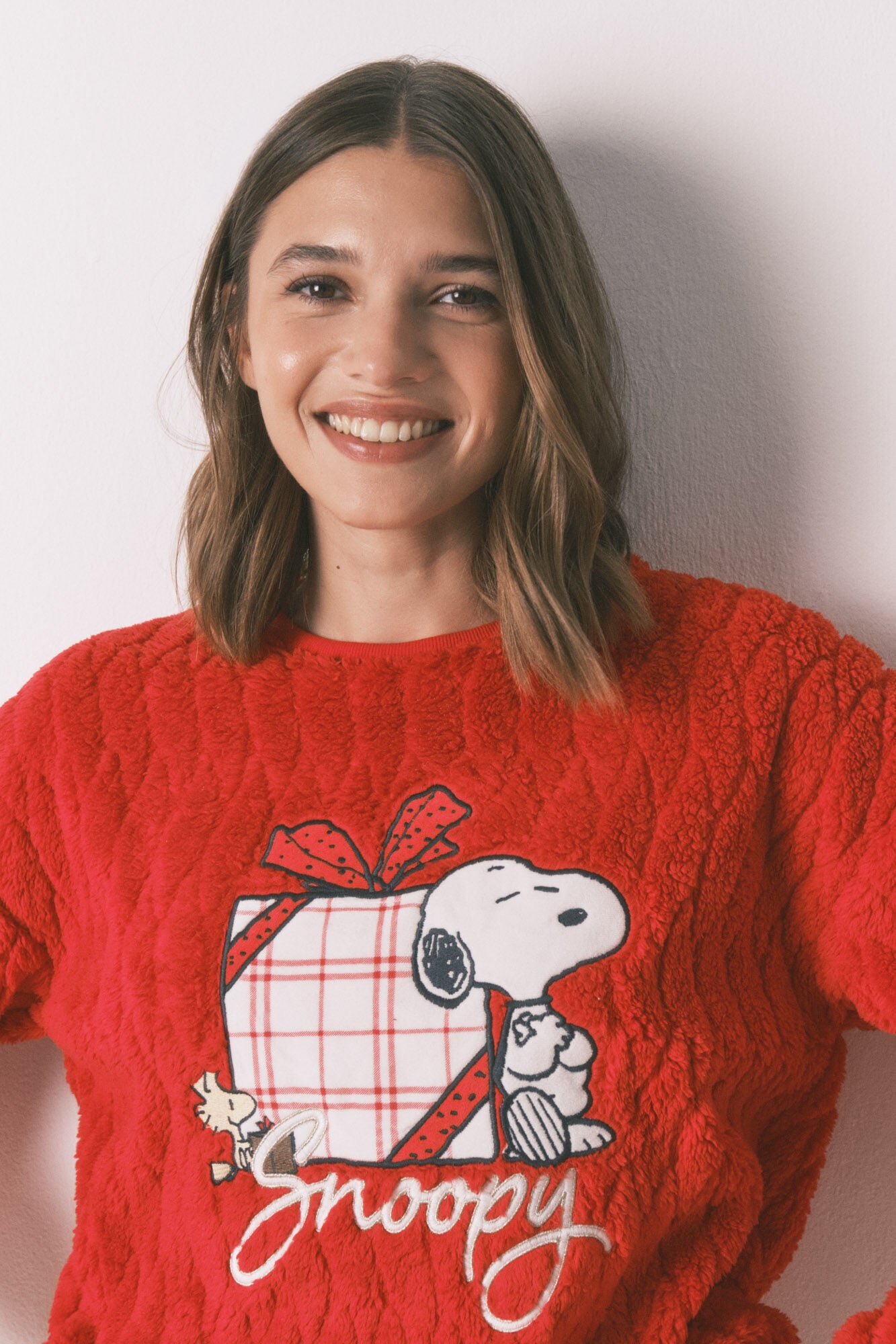 Long fleece pajamas red checks Snoopy