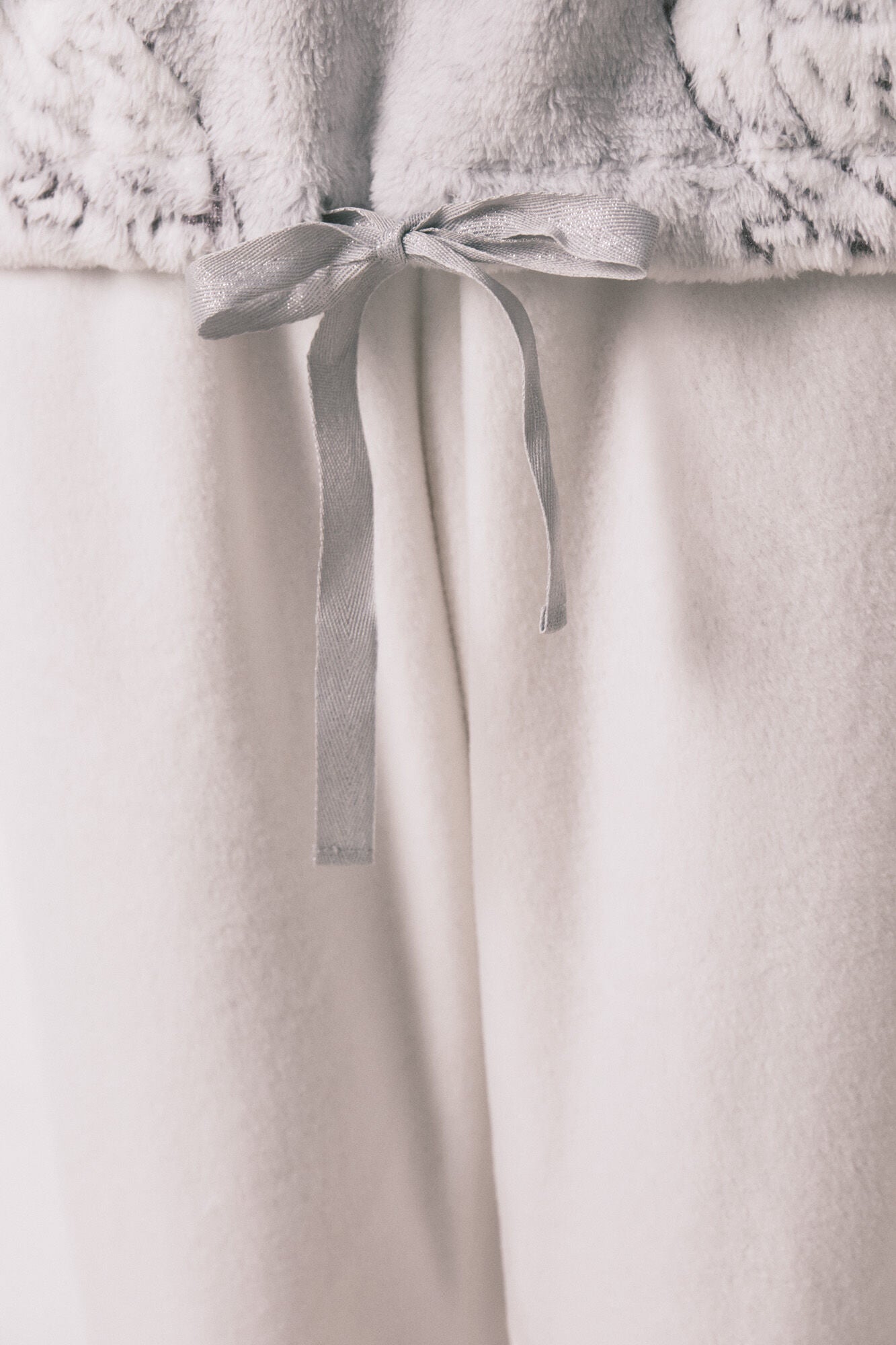 Soft fleece long pajamas with "Hedwig" print