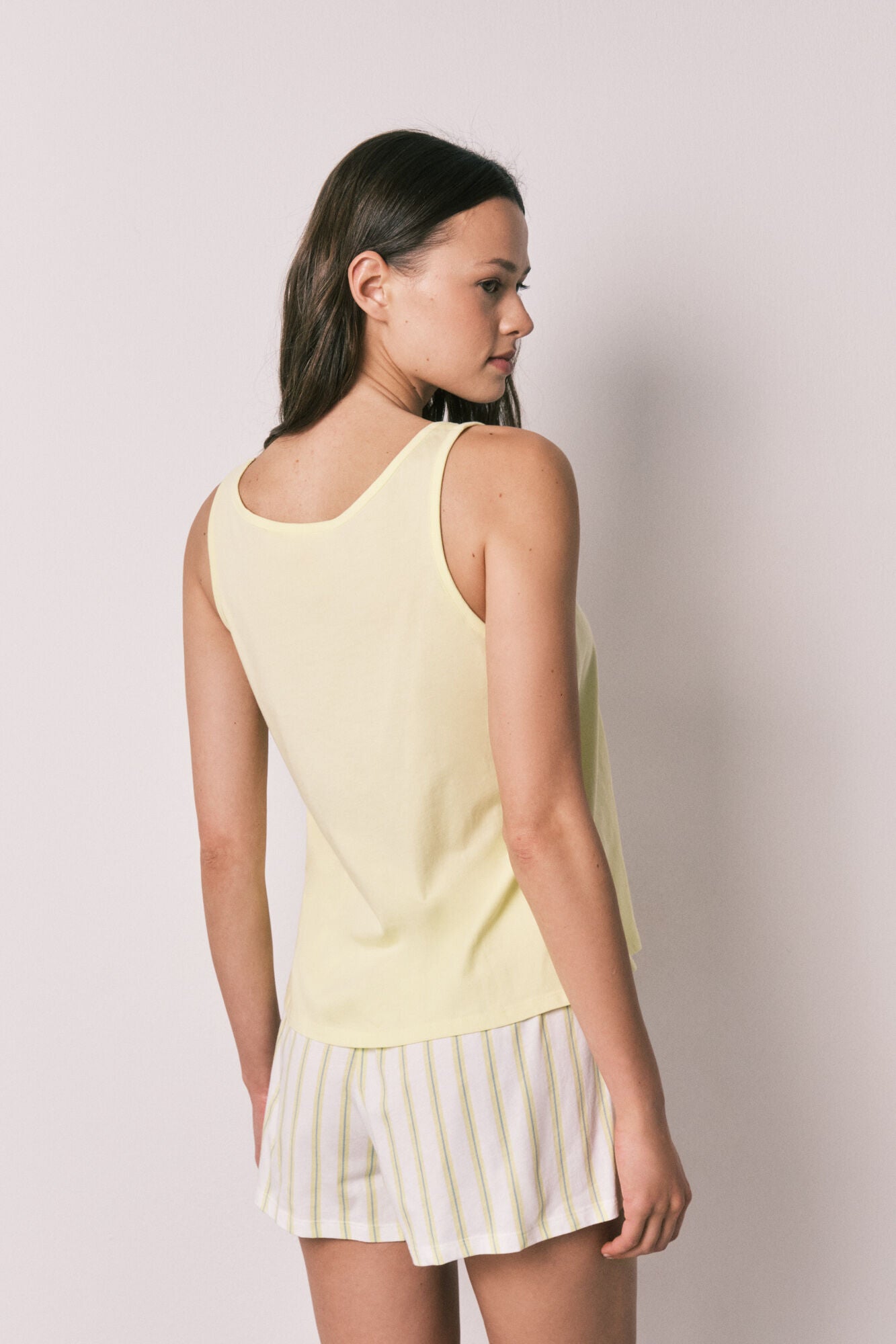 Stitch yellow short pajamas with suspenders