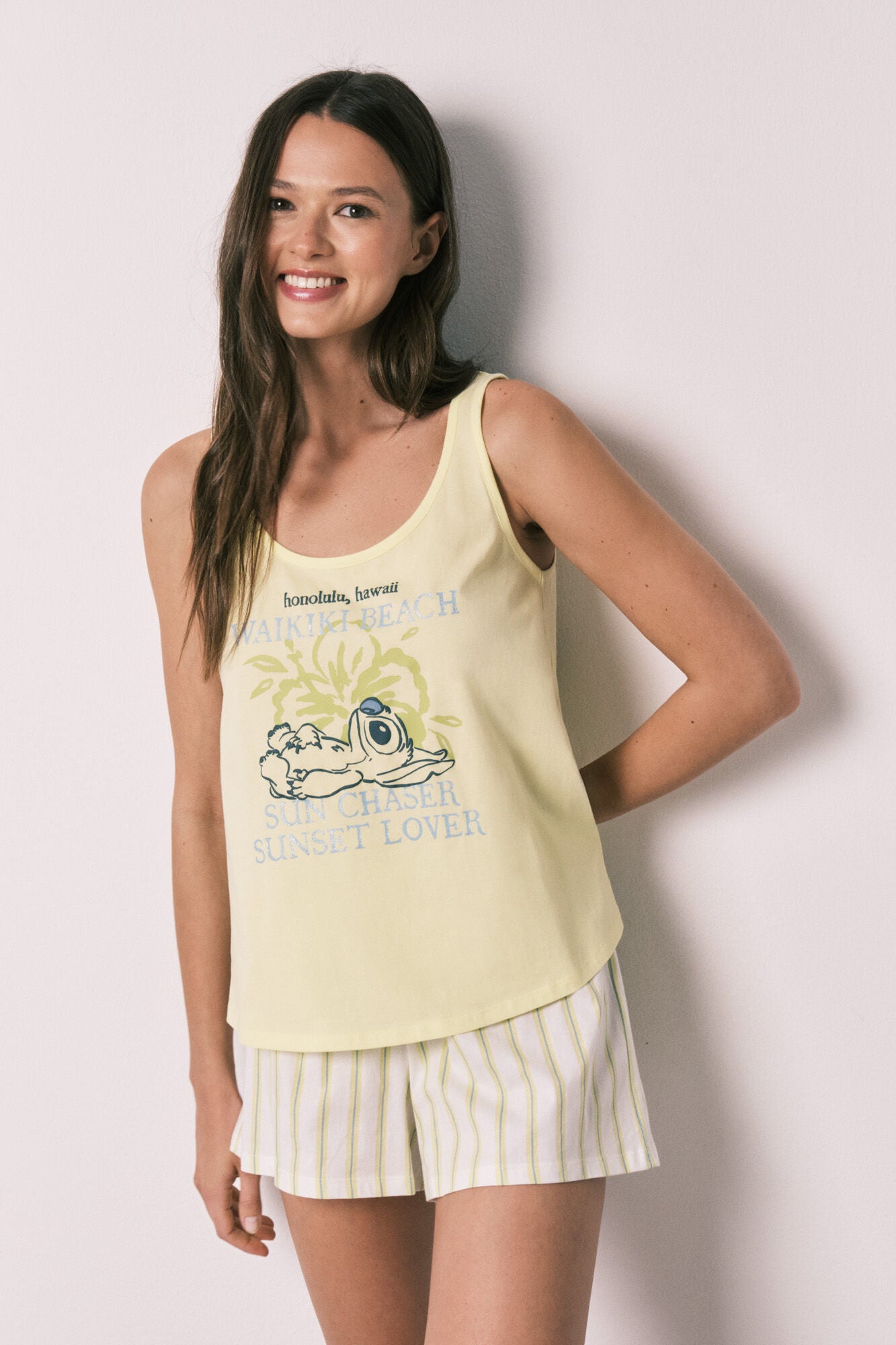Stitch yellow short pajamas with suspenders