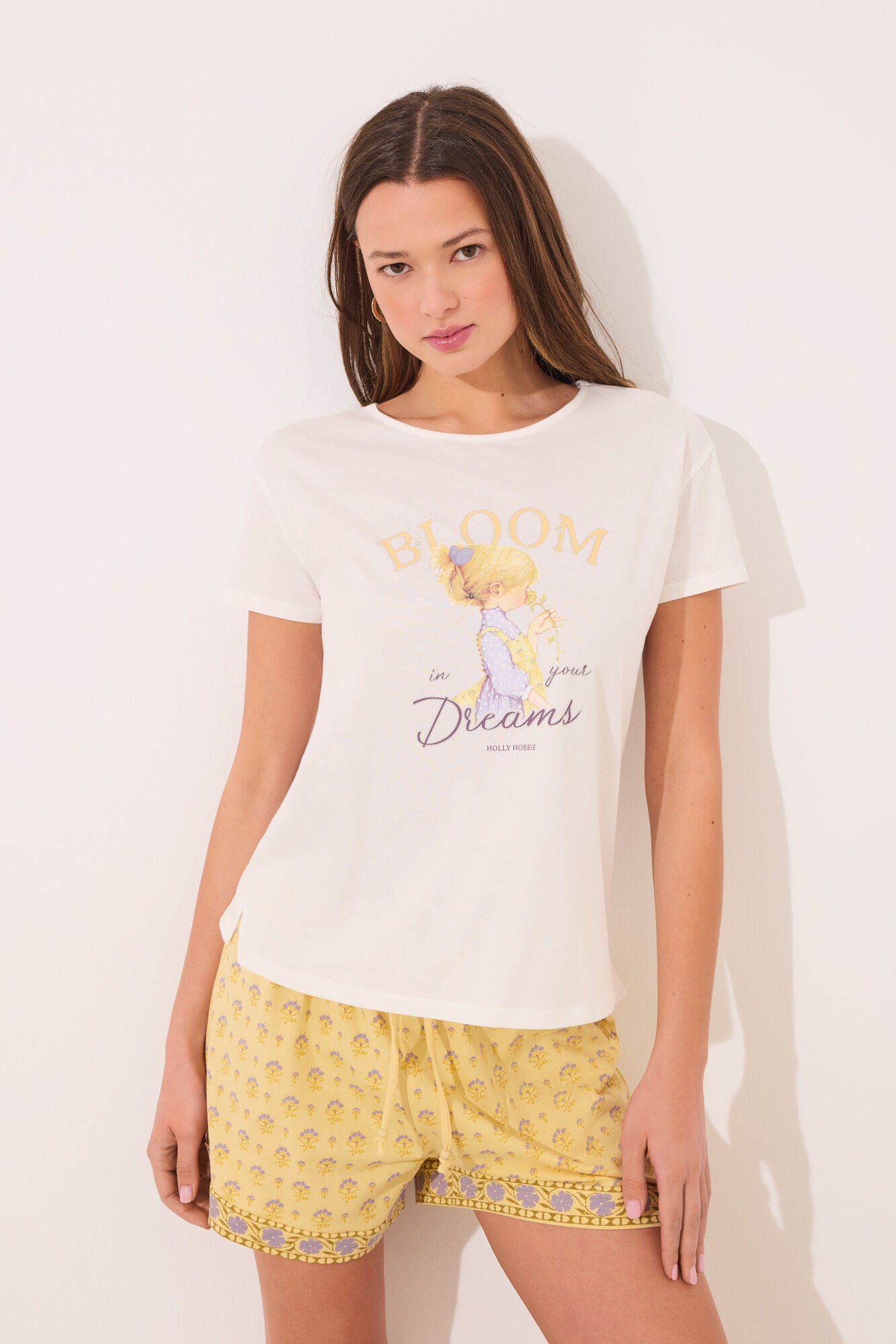 100% cotton short pyjamas with "Holly Hobbie" print