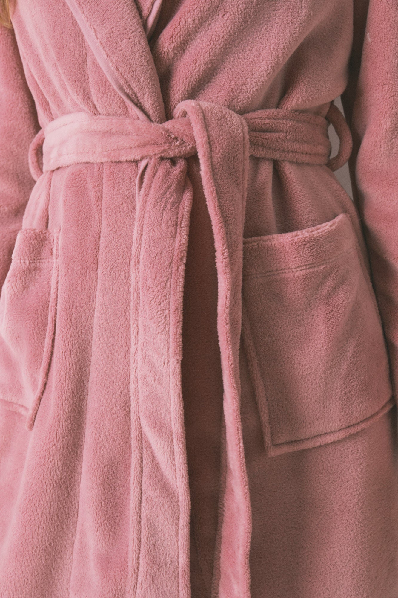 Pink fleece midi robe