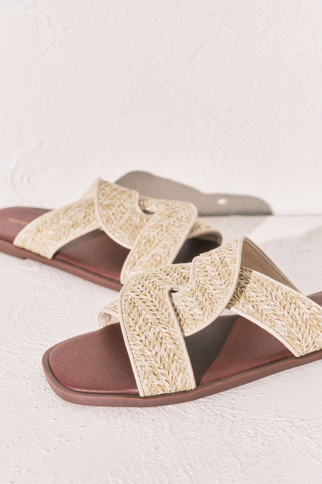 raffia sandals in burgundy and sand