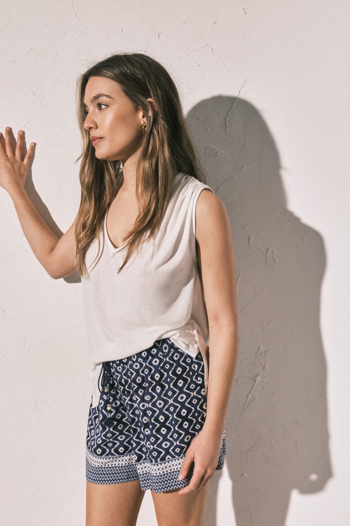 Ivory sleeveless T-shirt