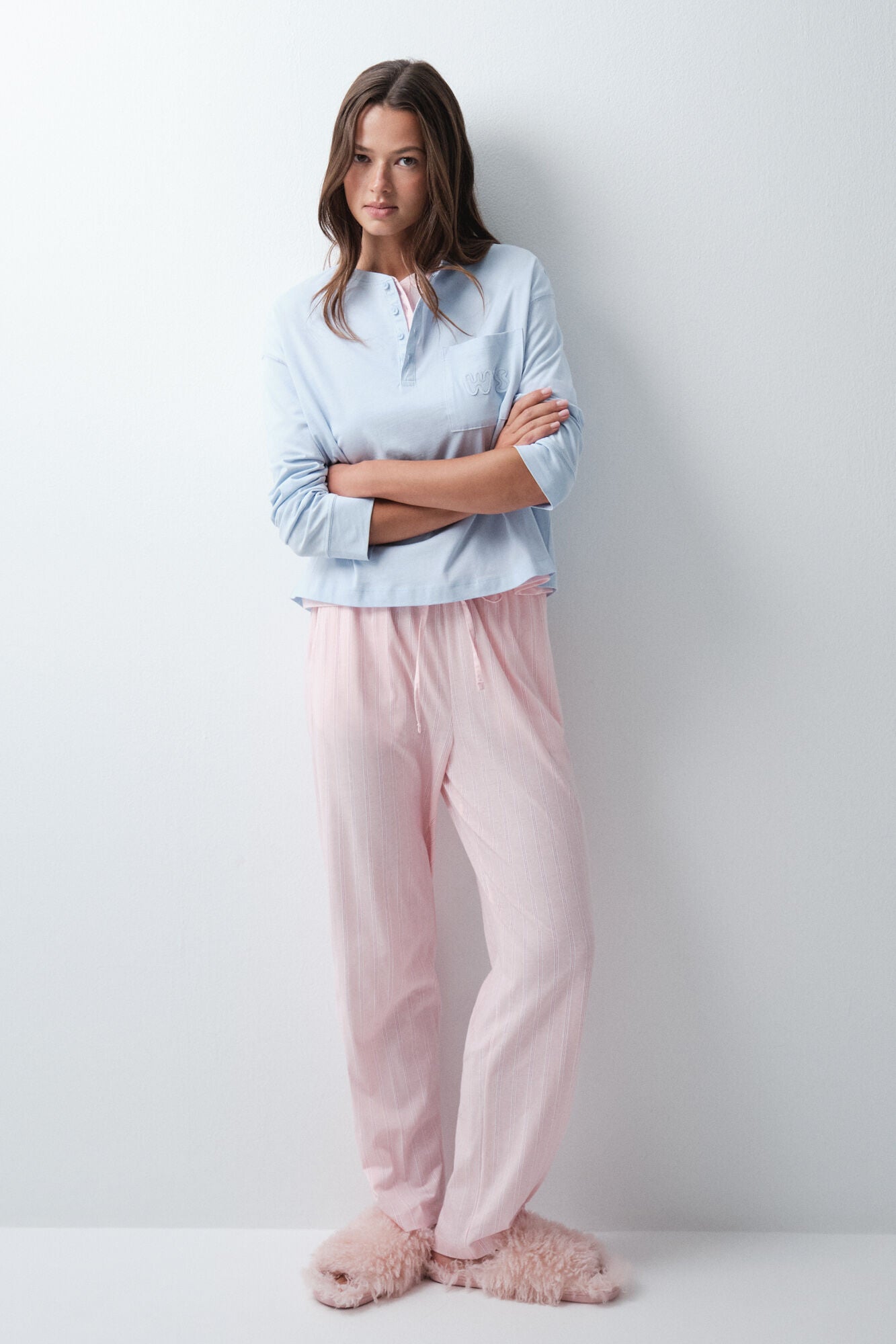 LONG SLEEVES T SHIRT