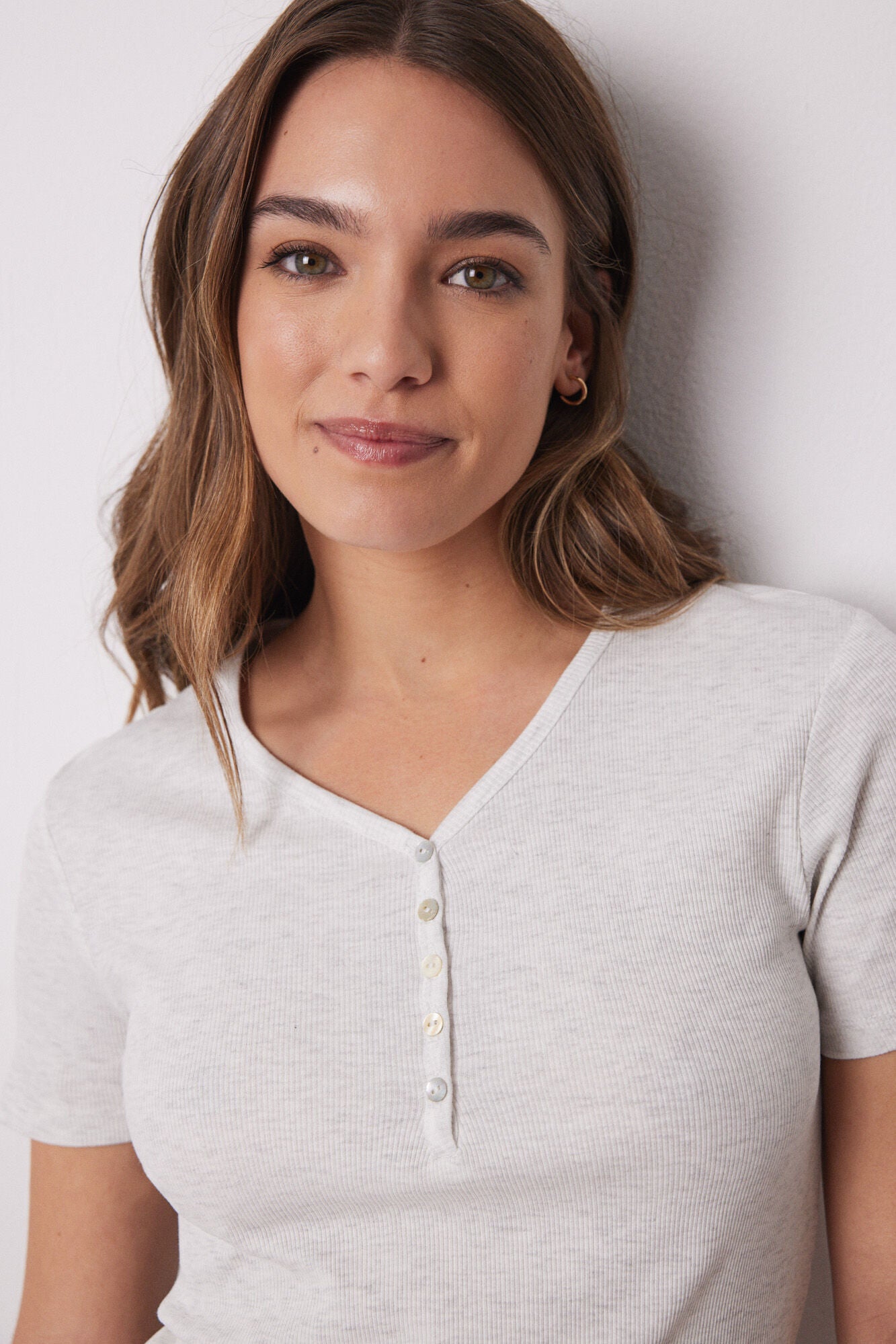 Ribbed grey short-sleeved T-shirt