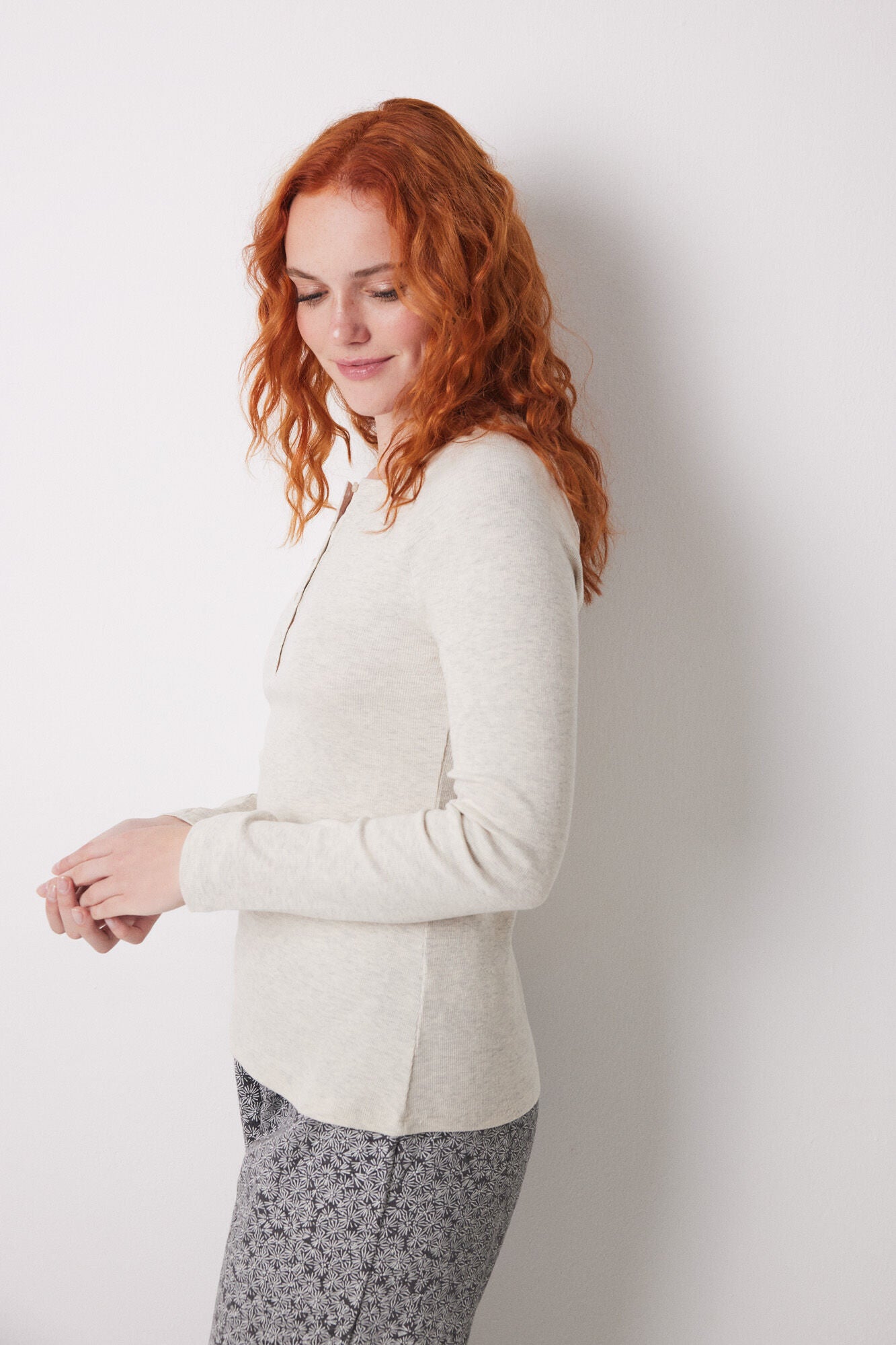 Long sleeve ribbed T-shirt in sand
