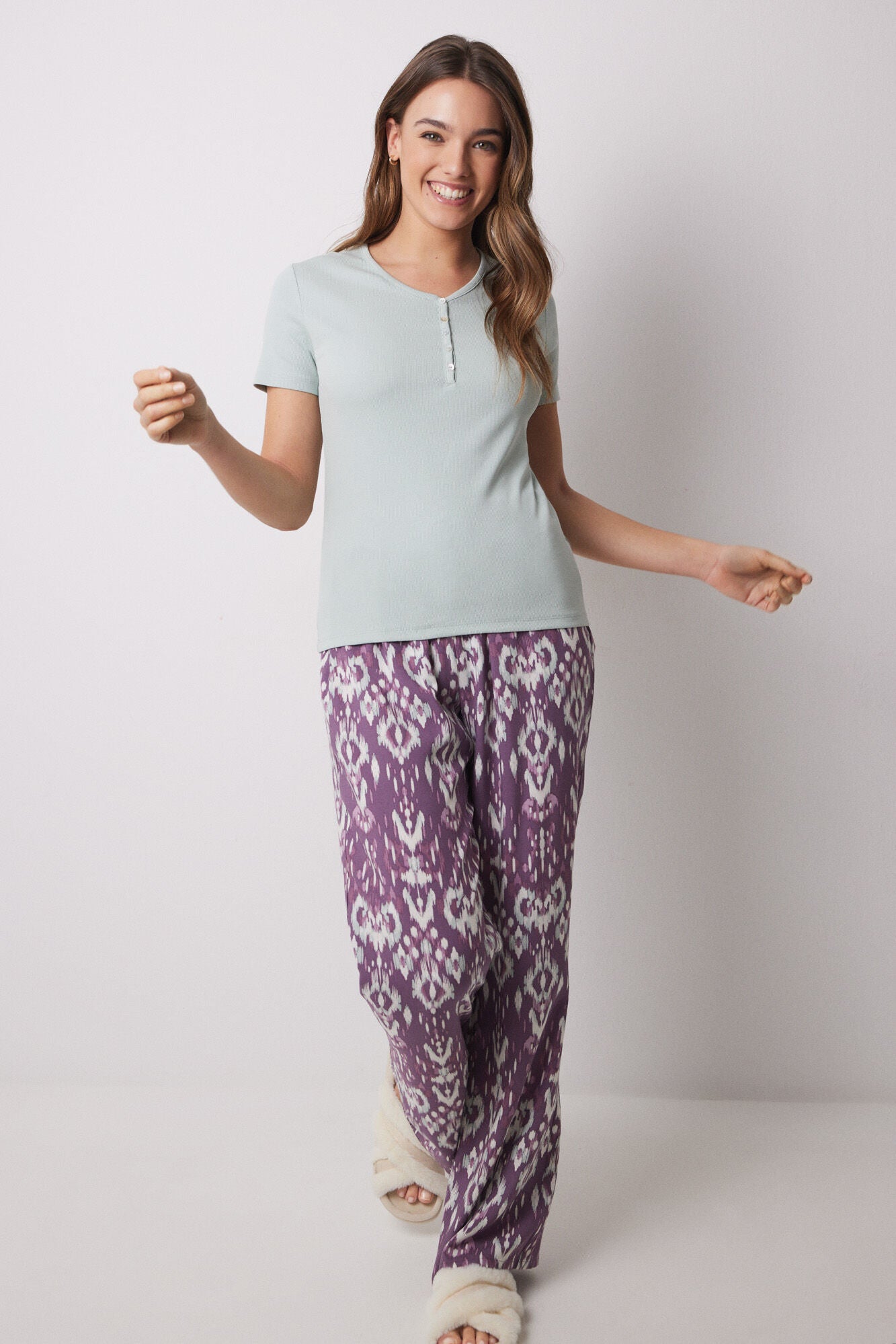 Green ribbed short sleeve -shirt