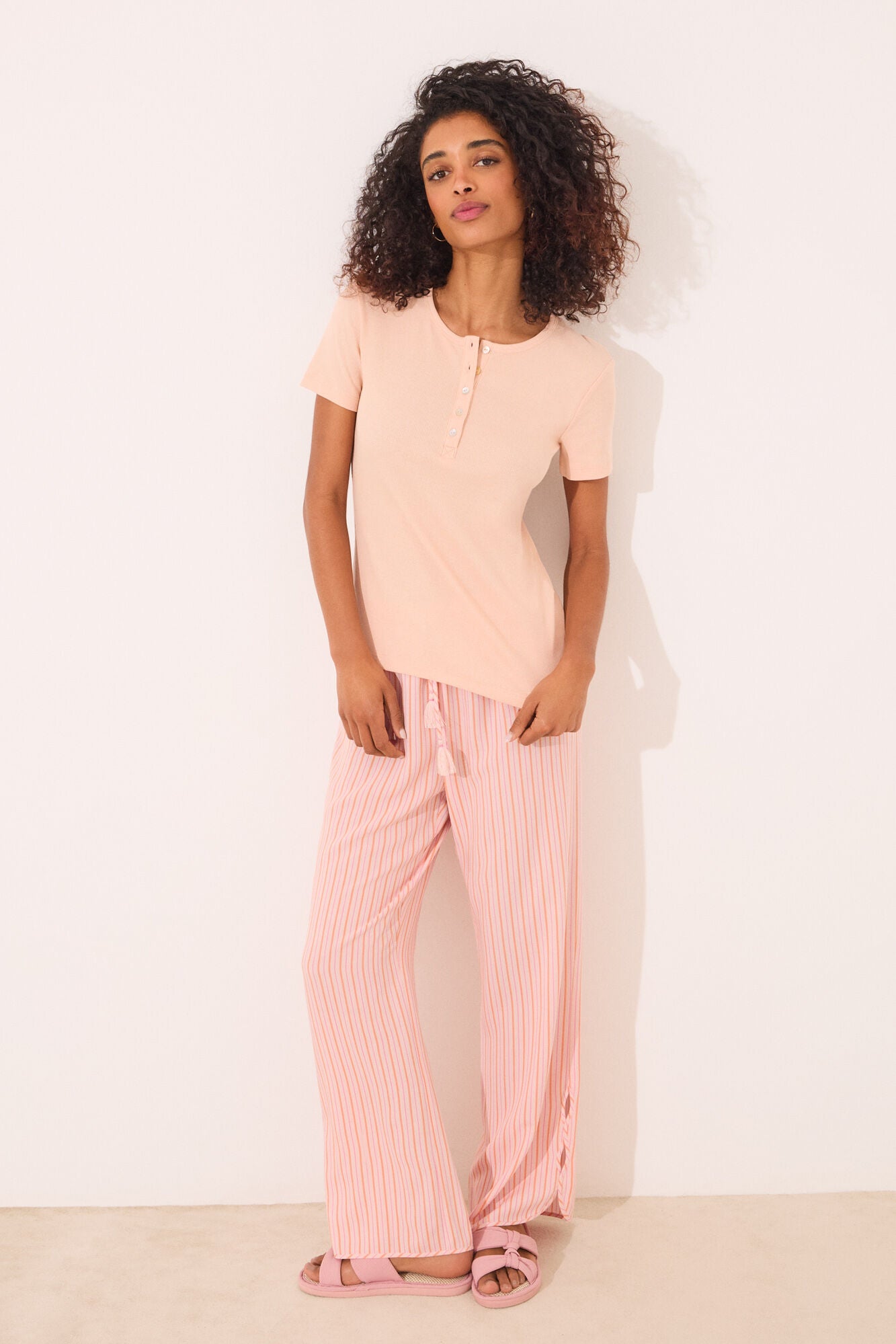 Orange ribbed short sleeve T-shirt