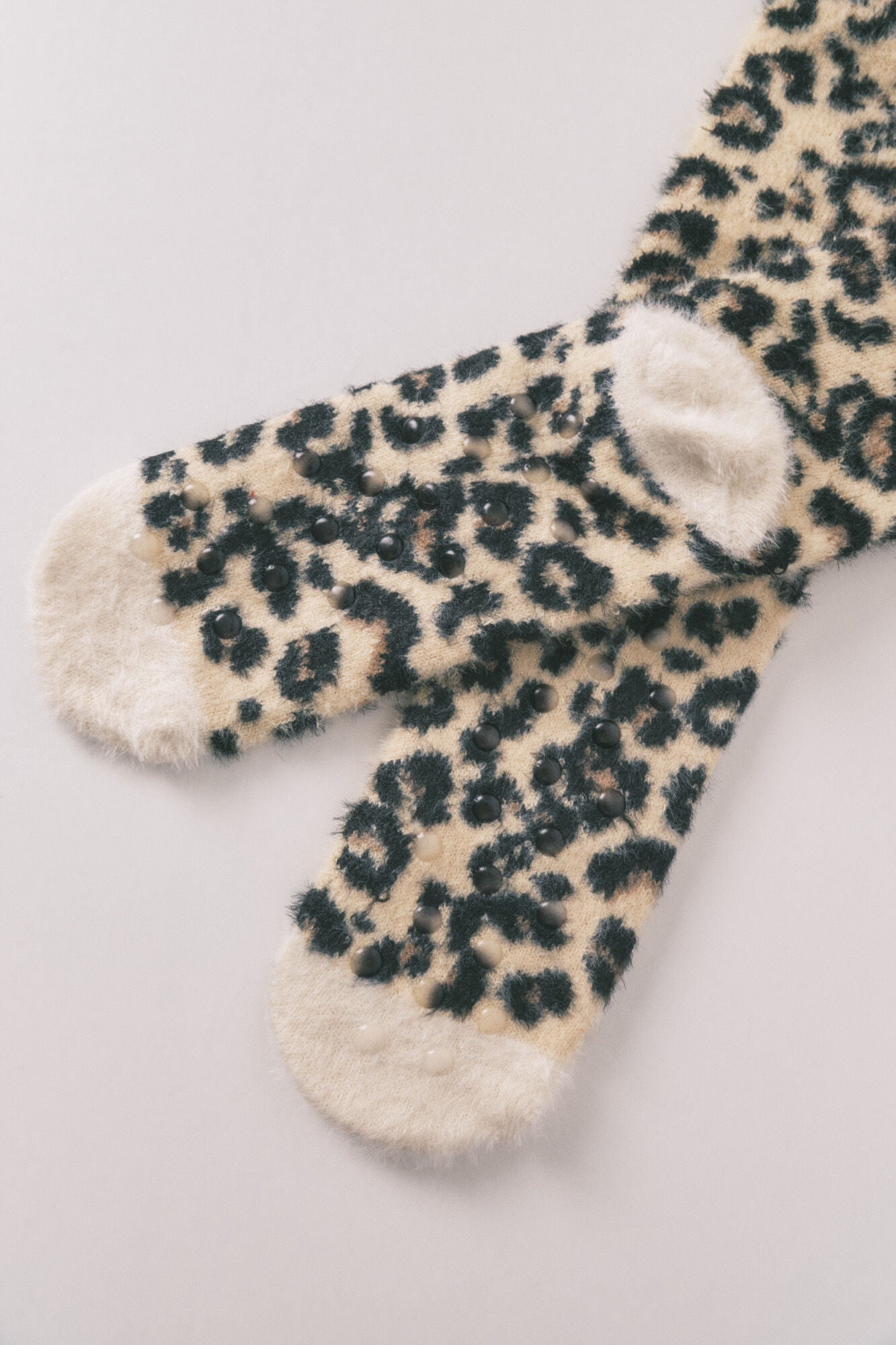 Long Snoopy leopard print fur socks