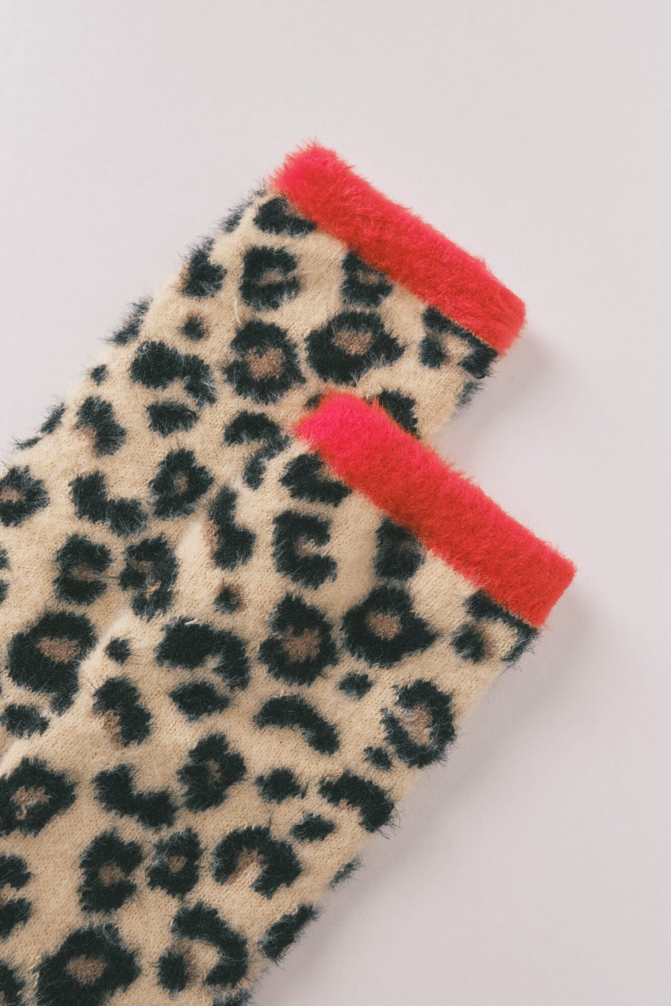 Long Snoopy leopard print fur socks