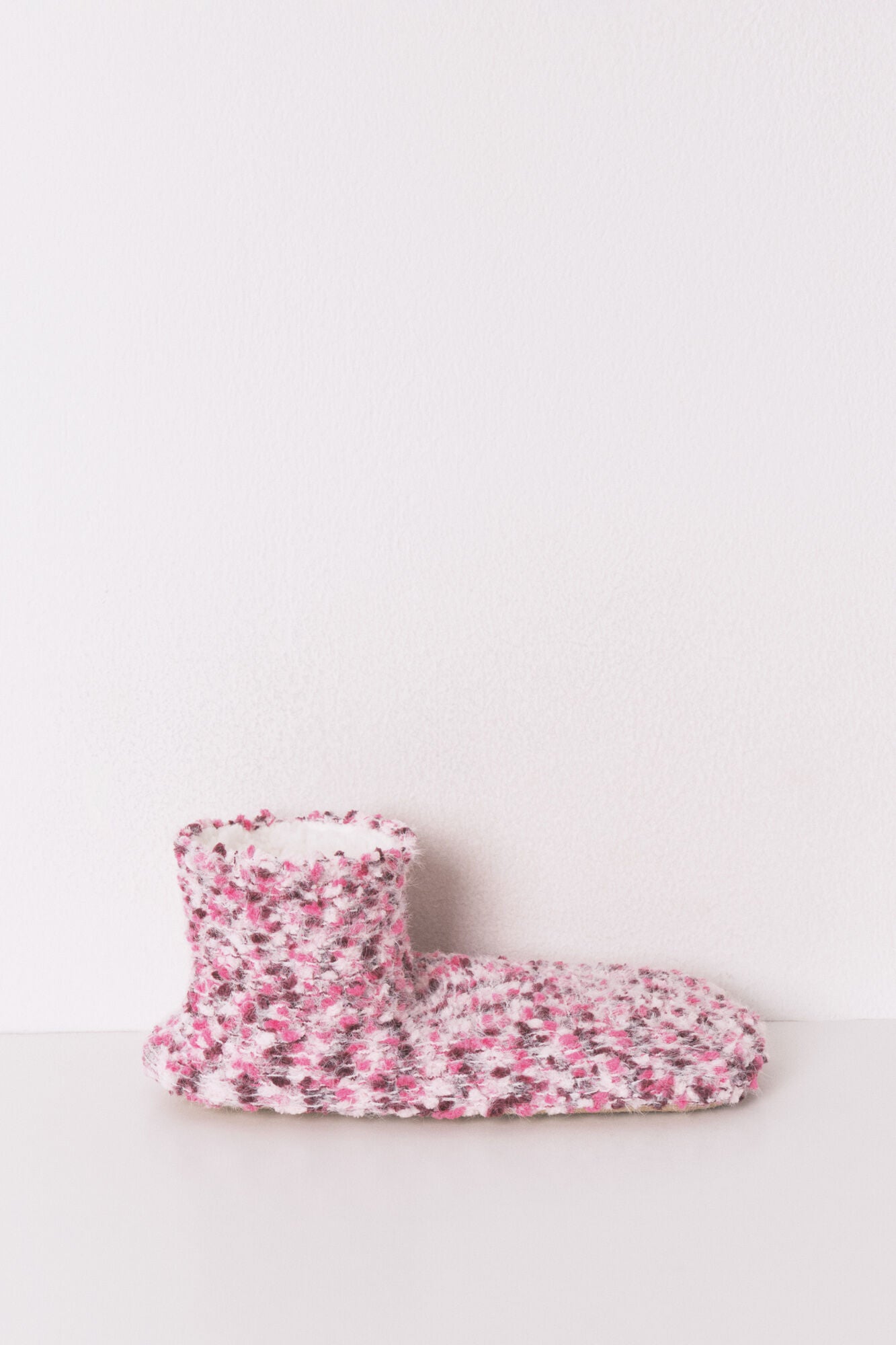 Pink knitted short socks