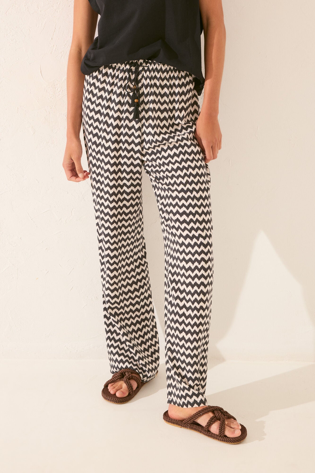 Long viscose print trouser