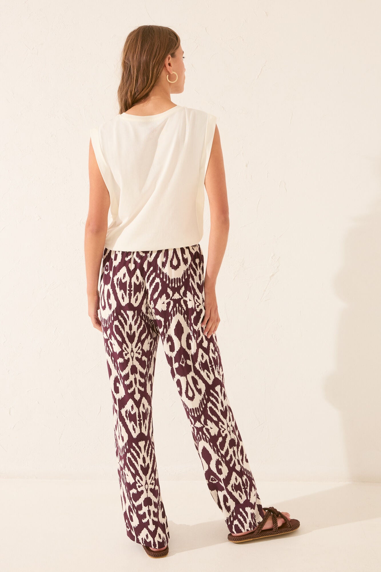 Trouser with floral print