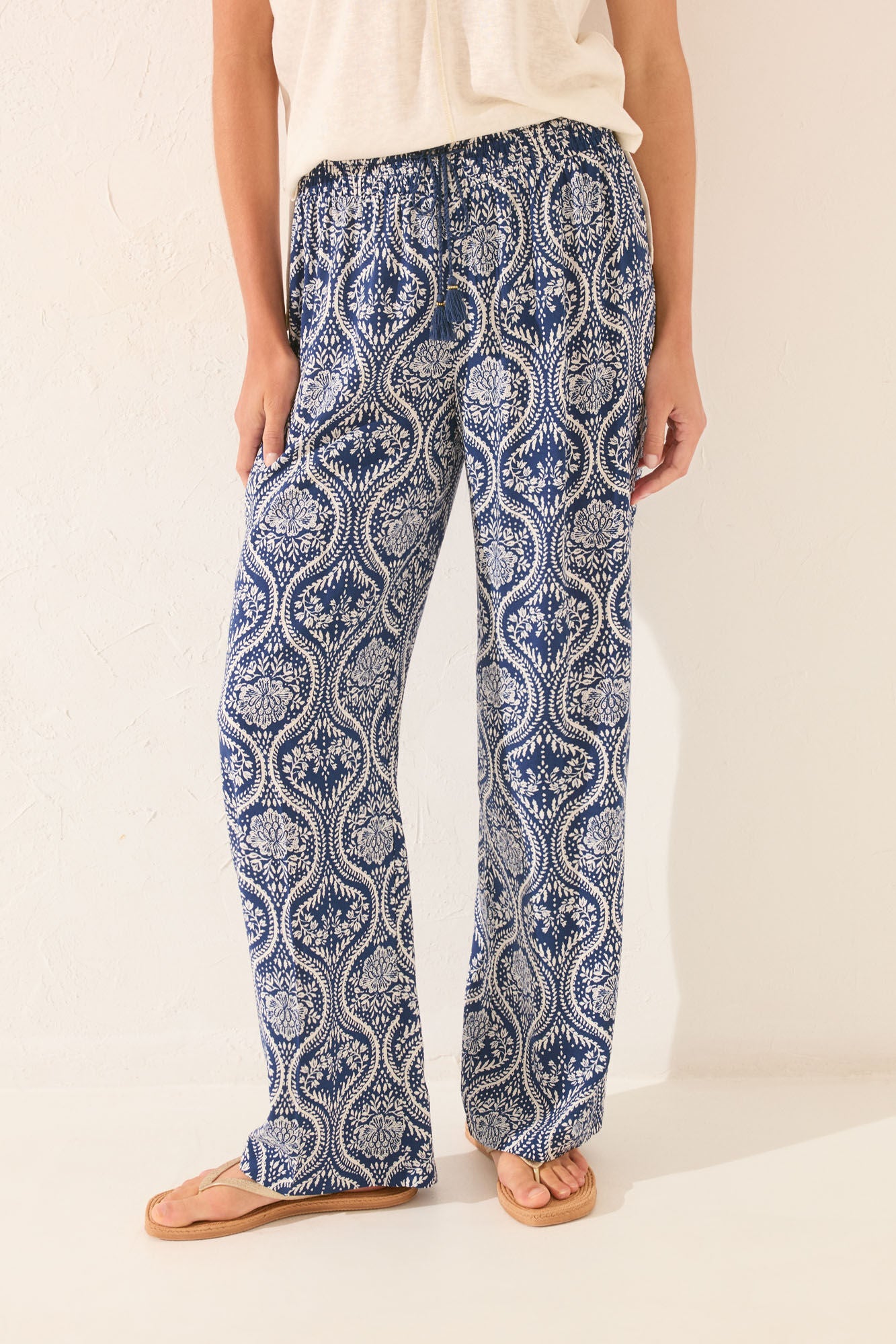 Long allover print trouser