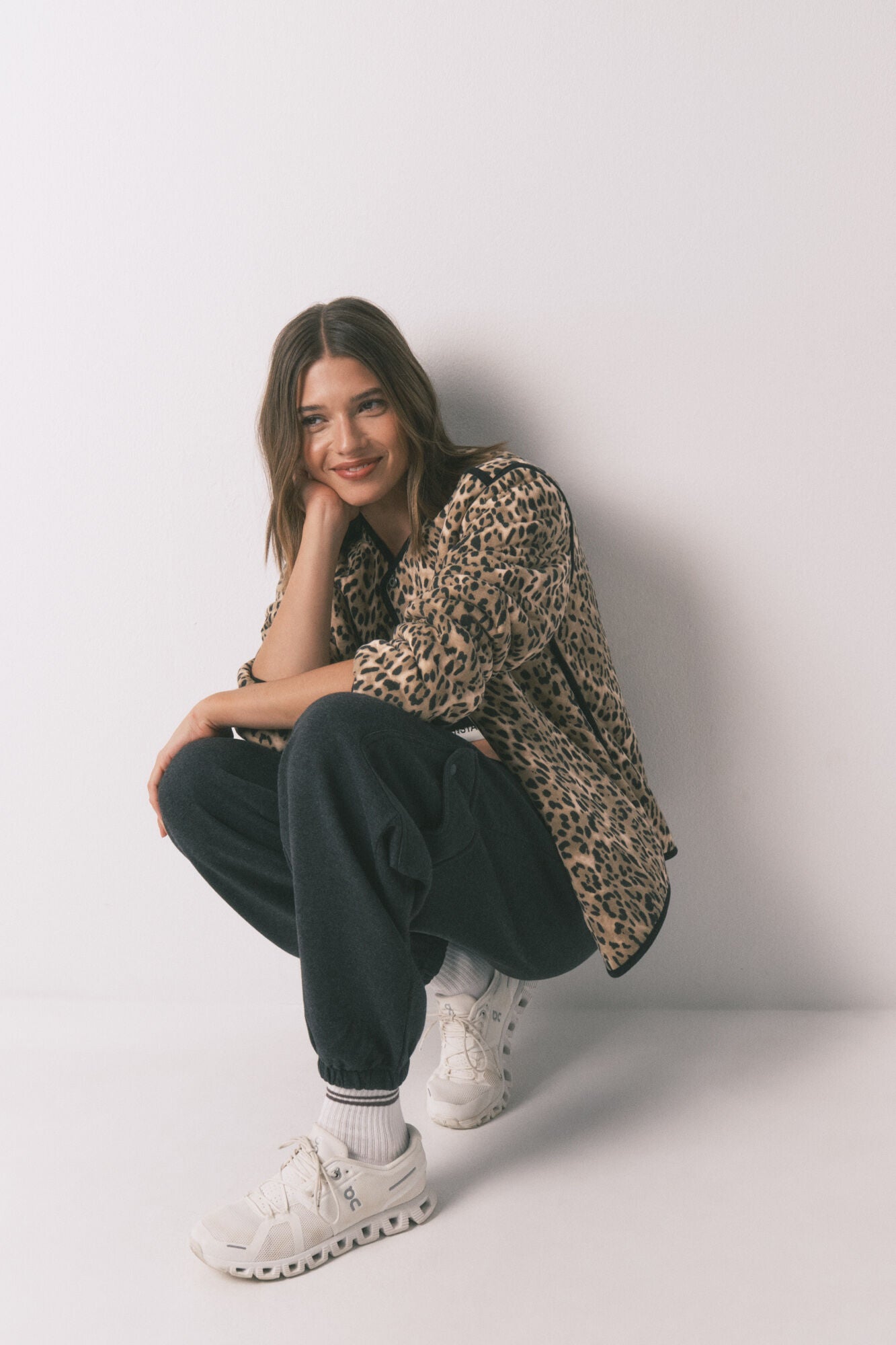 Long trousers in fine gray terrycloth carrot print