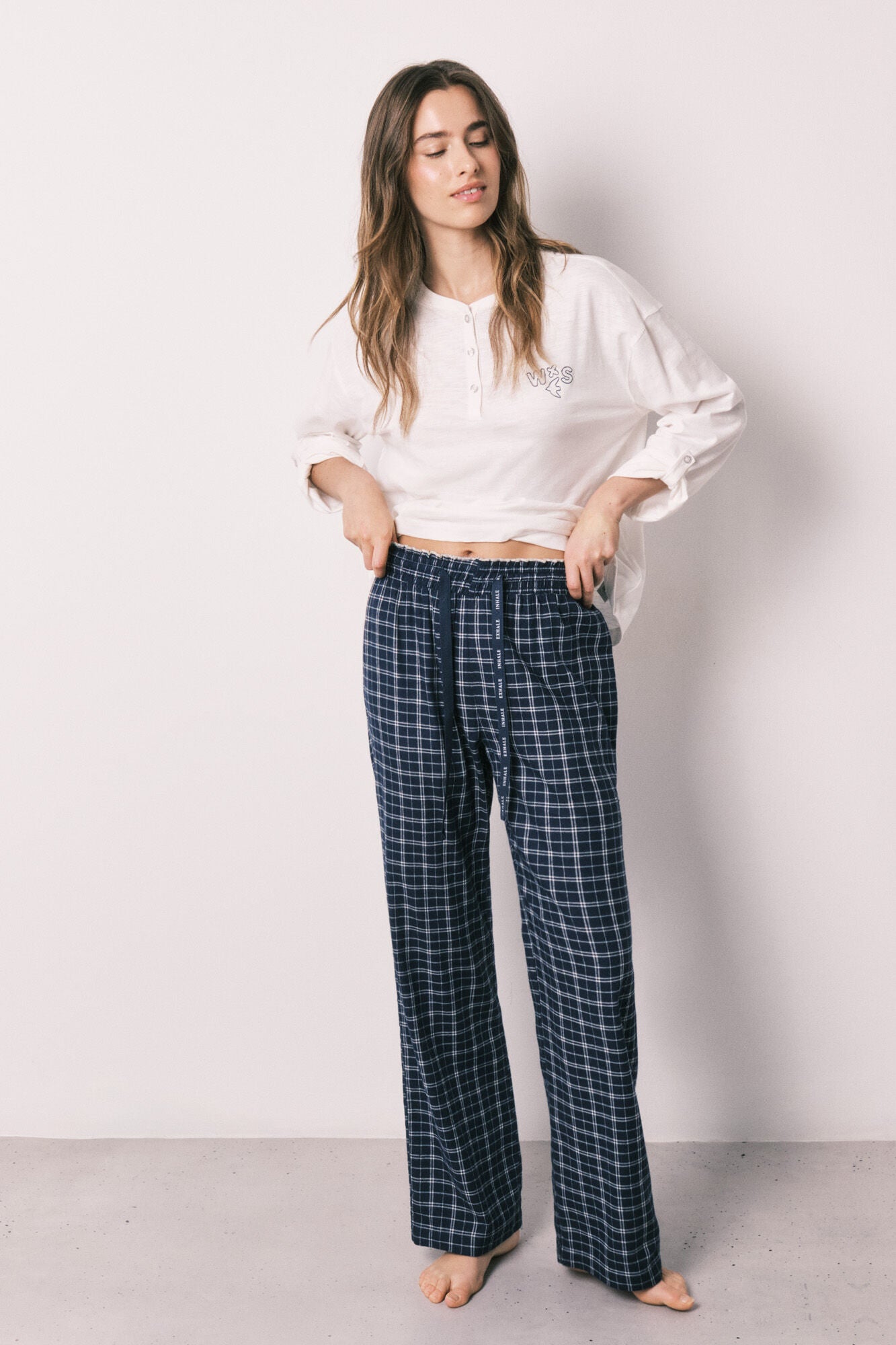 Blue plaid long trousers