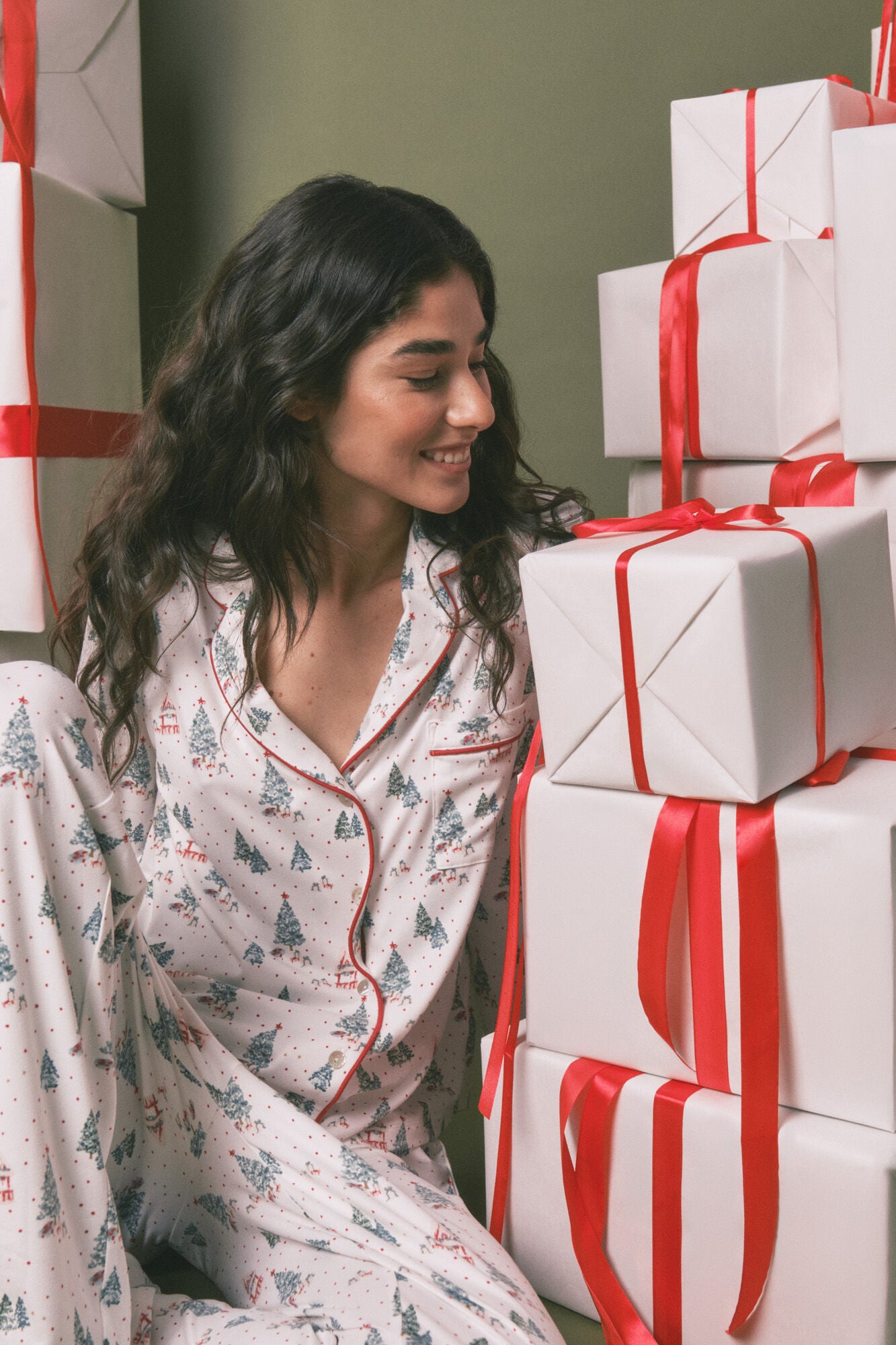 Long white Christmas print classic pyjamas