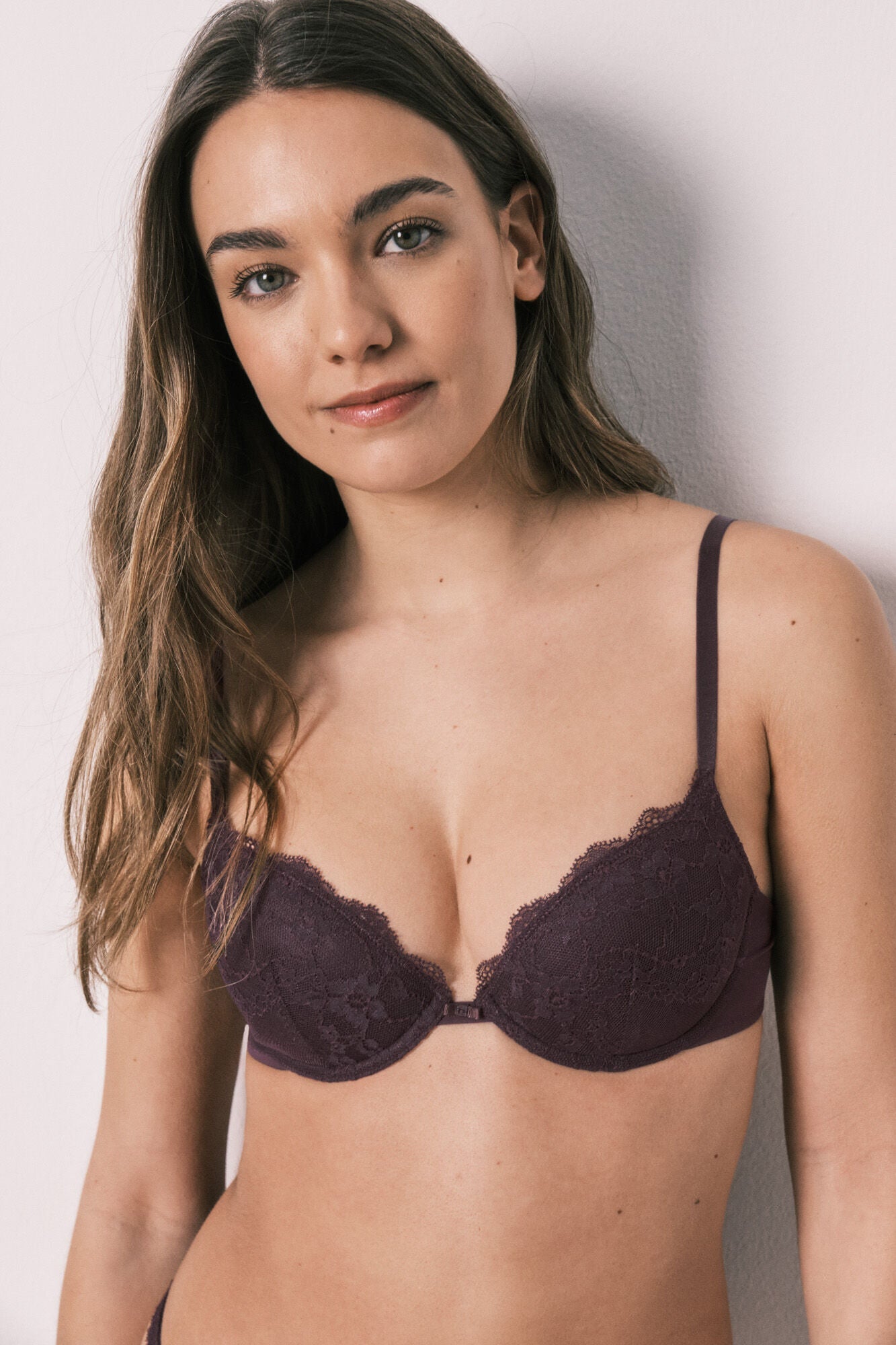Lace padded bra Cup C
