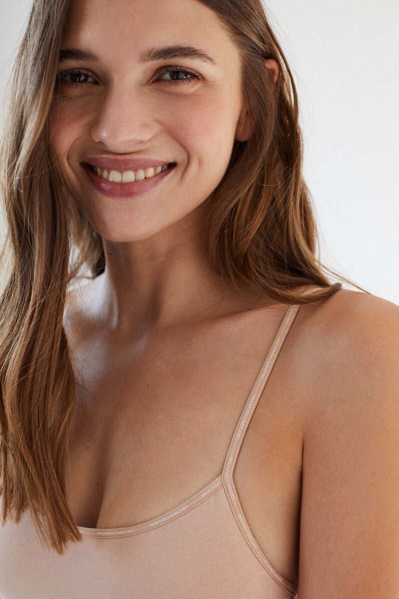Cotton padded bra top with nude closure