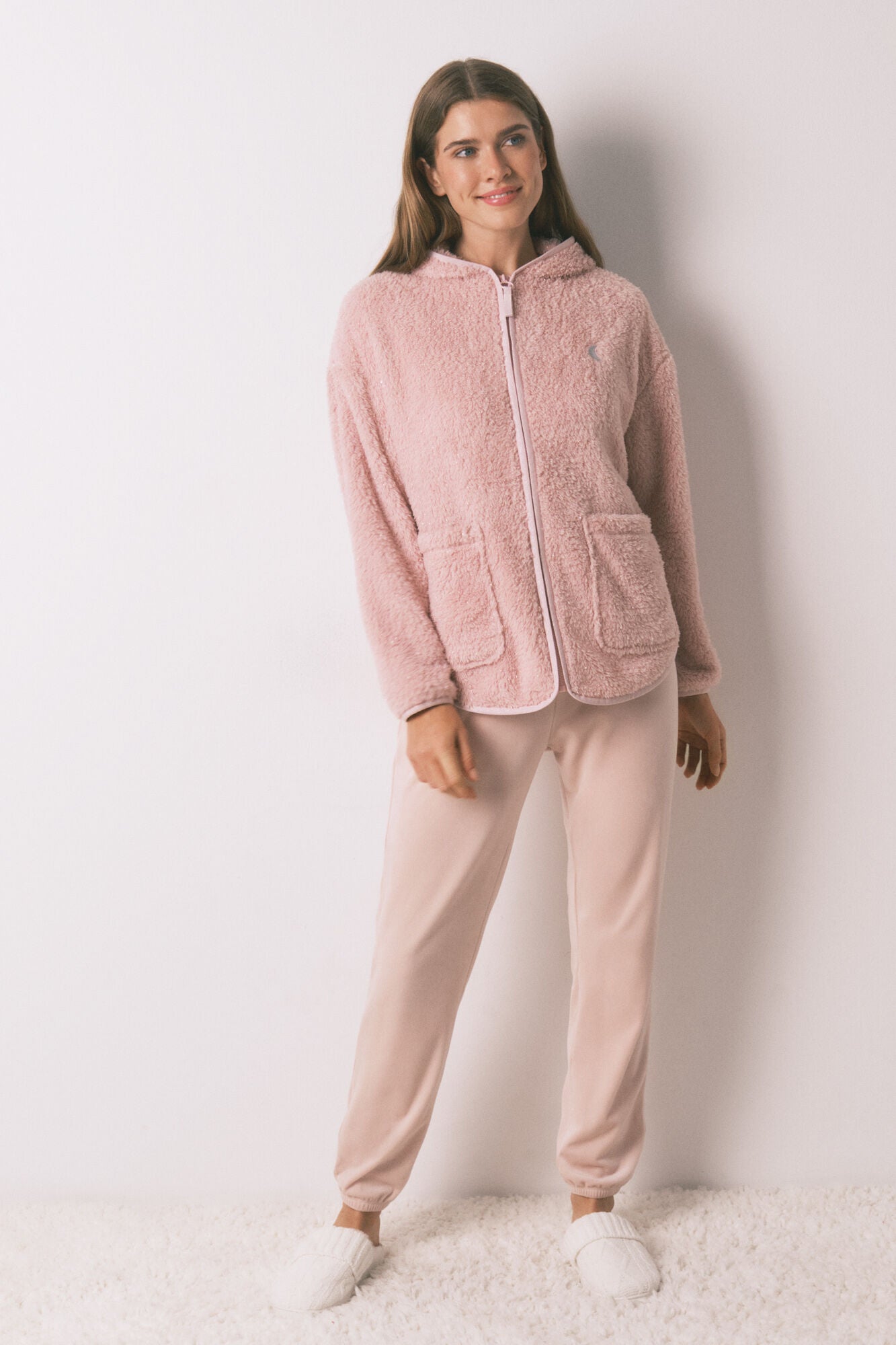 Short robe in pink lurex fur fabric