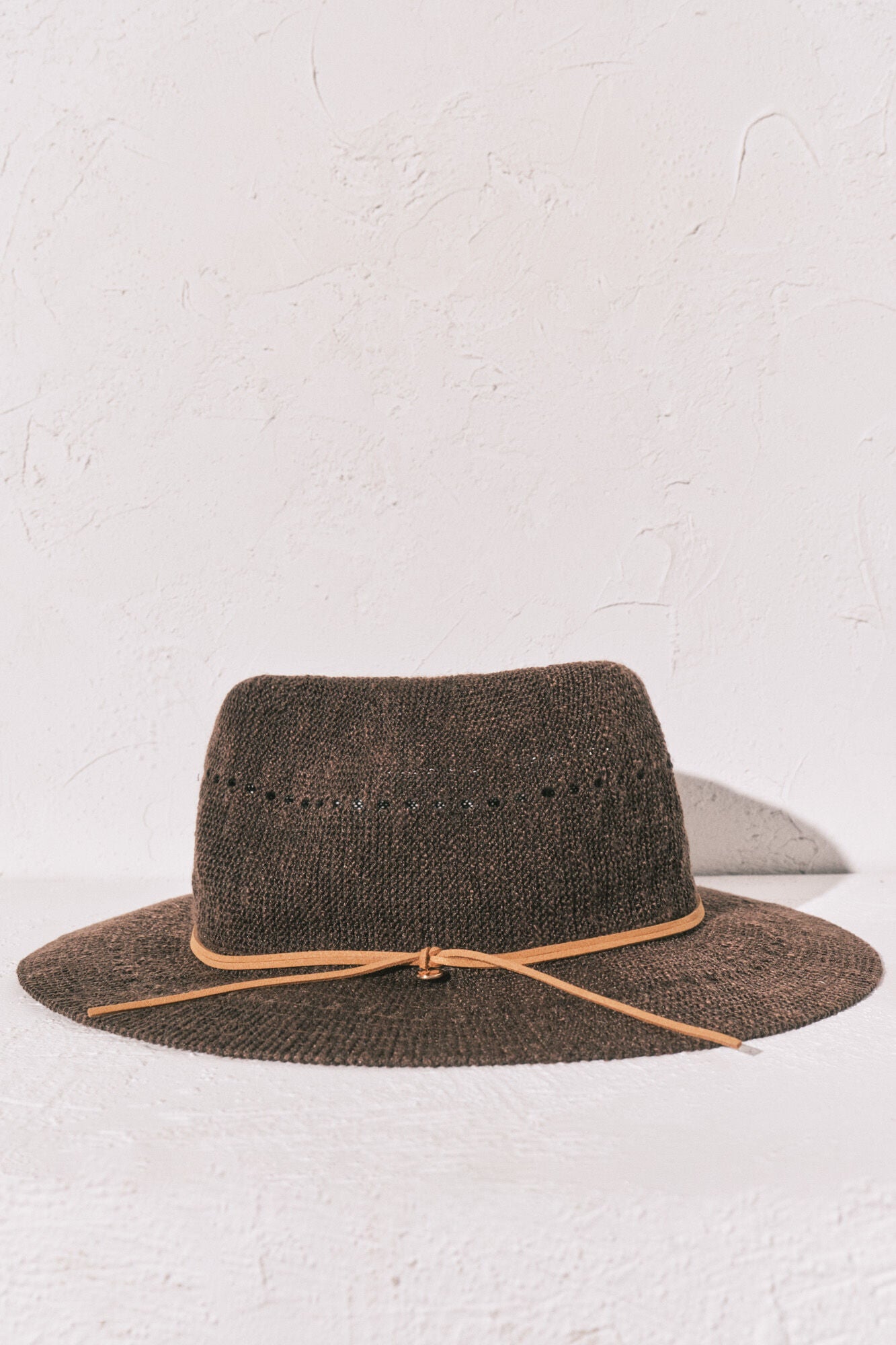 Brown raffia effect hat