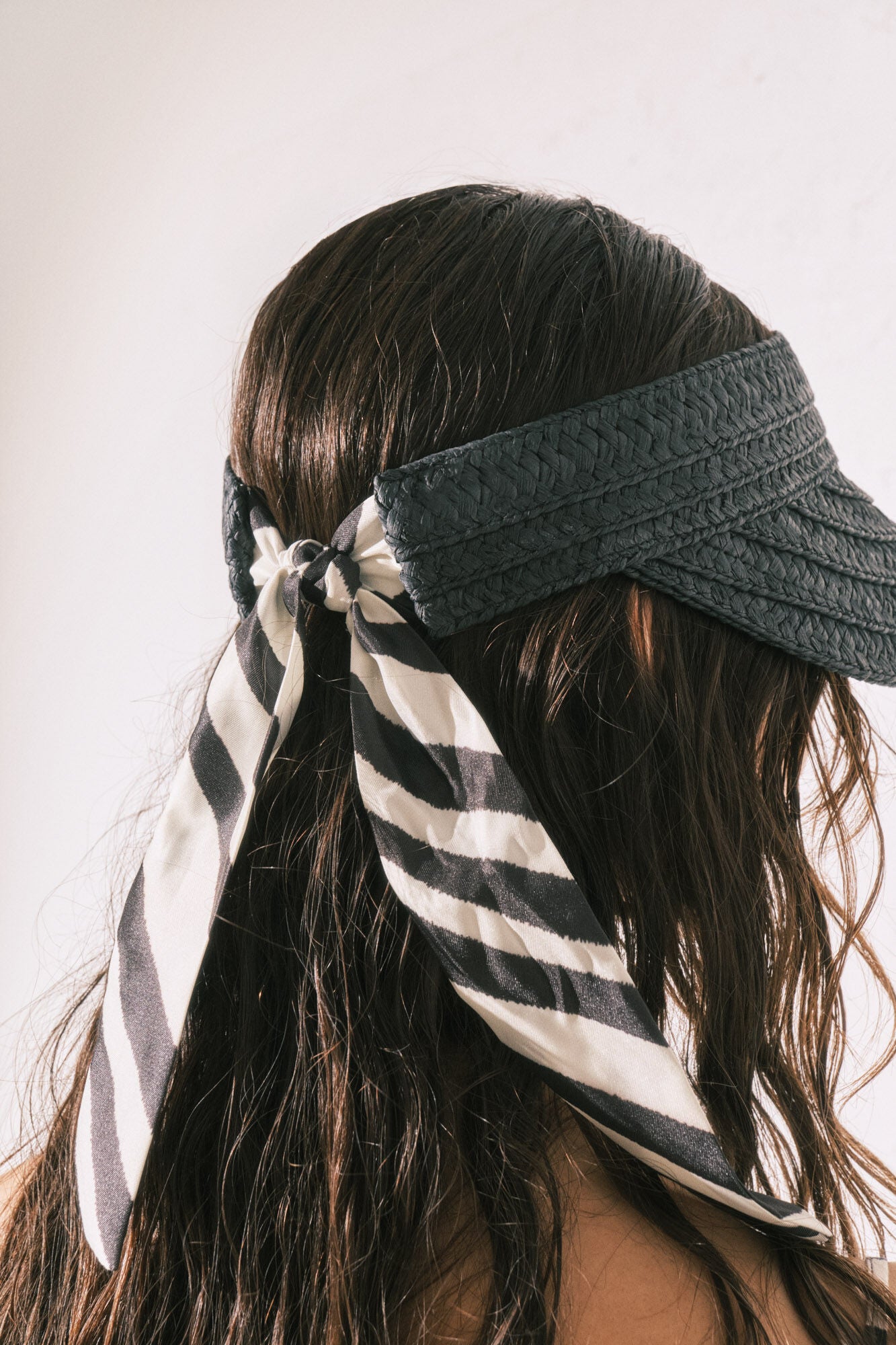 Black raffia effect visor