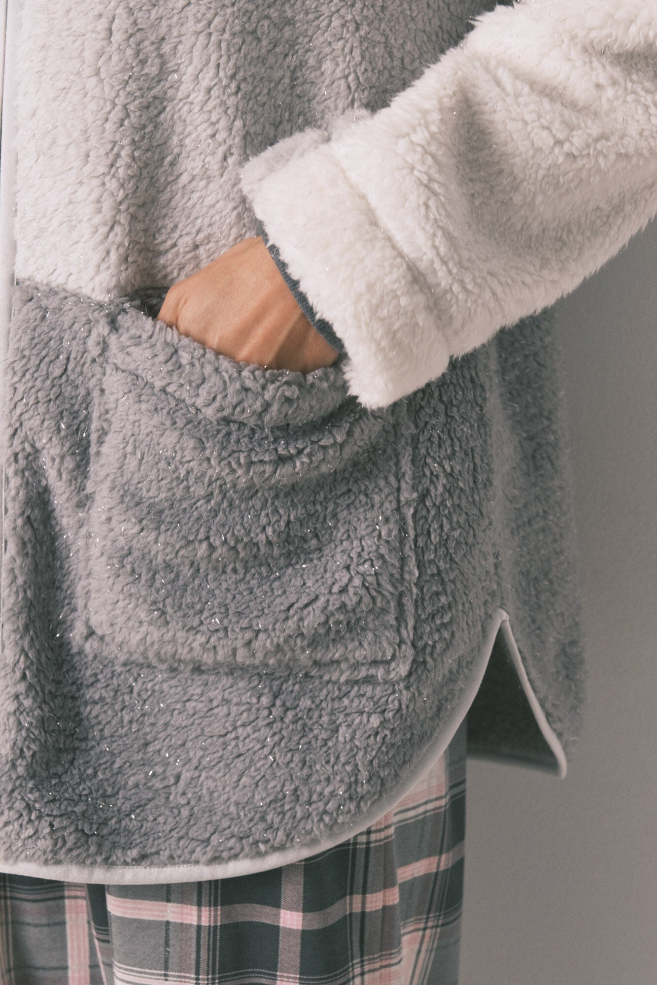 Lurex Stitch shearling fabric midi robe