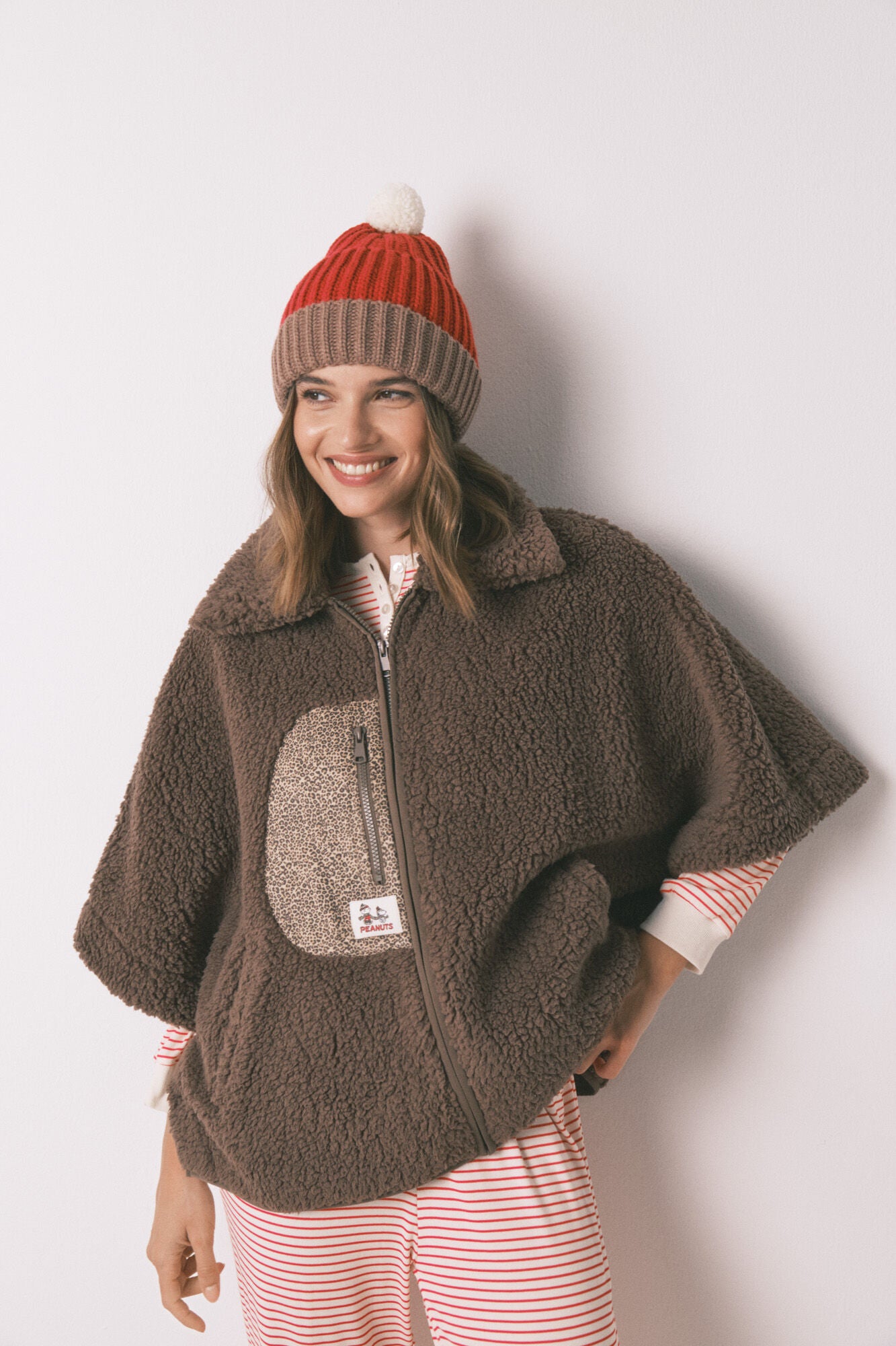 Snoopy Brown Fleece Poncho Short Robe