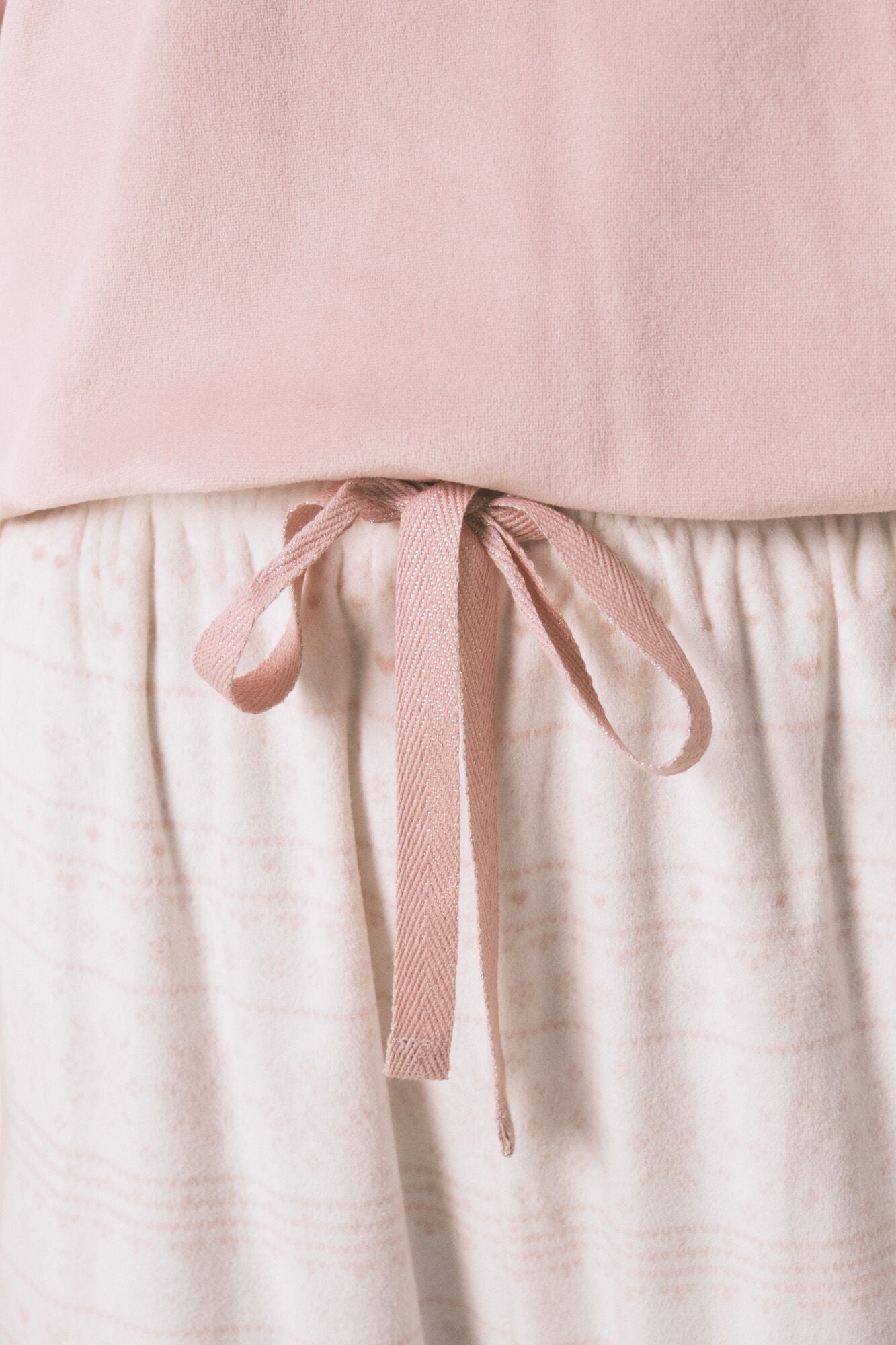 Soft fleece long pyjamas with pink border print
