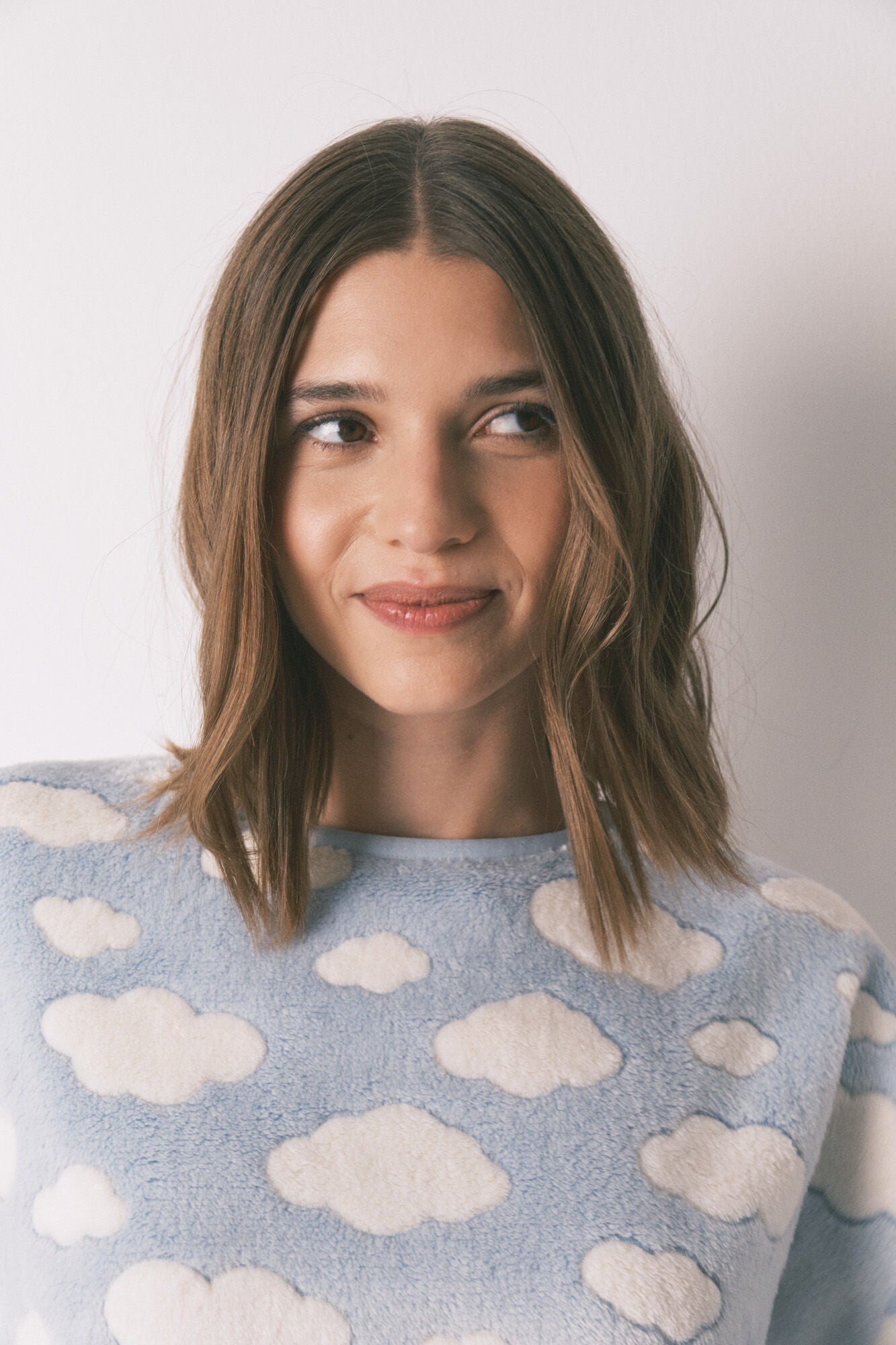 Long fleece pajamas with mousse and clouds