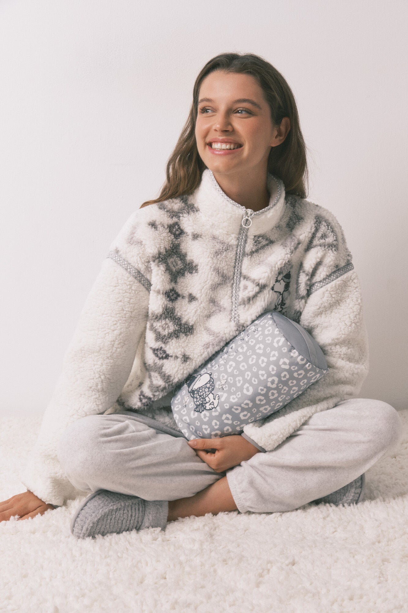 Snoopy animal print zippered toiletry bag