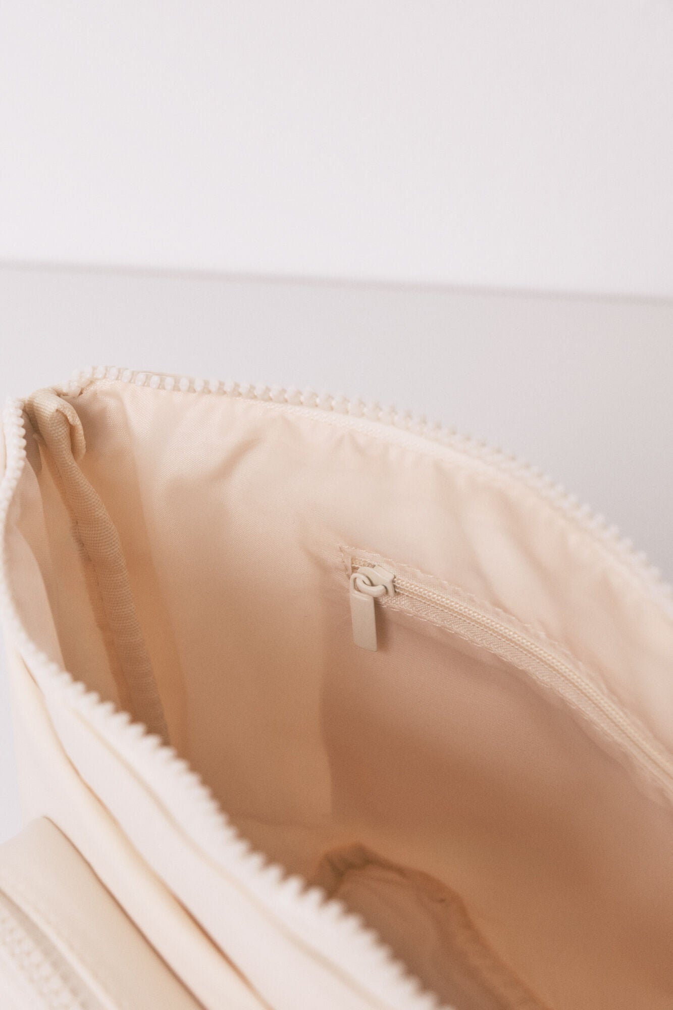 Harry Potter print  vanity case