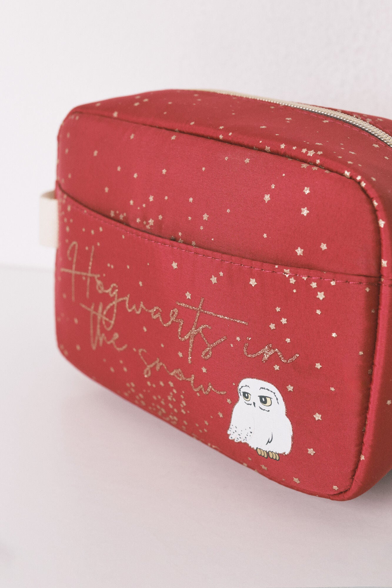 Medium red Harry Potter toiletry bag