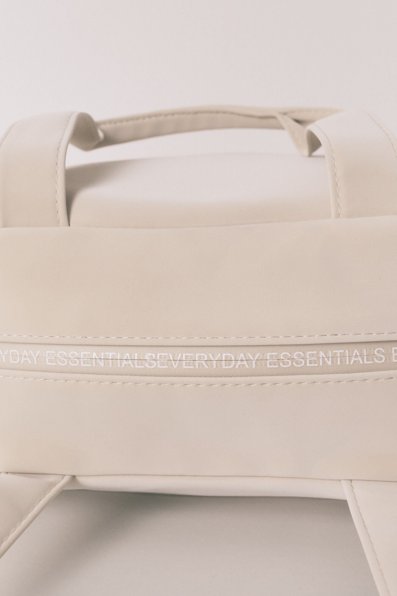 Large ivory rubber vanity case