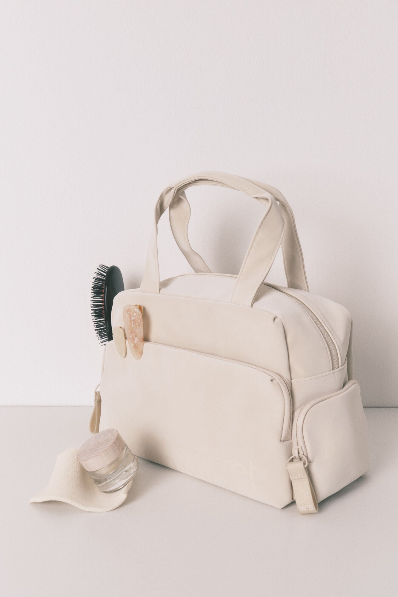 Large ivory rubber vanity case