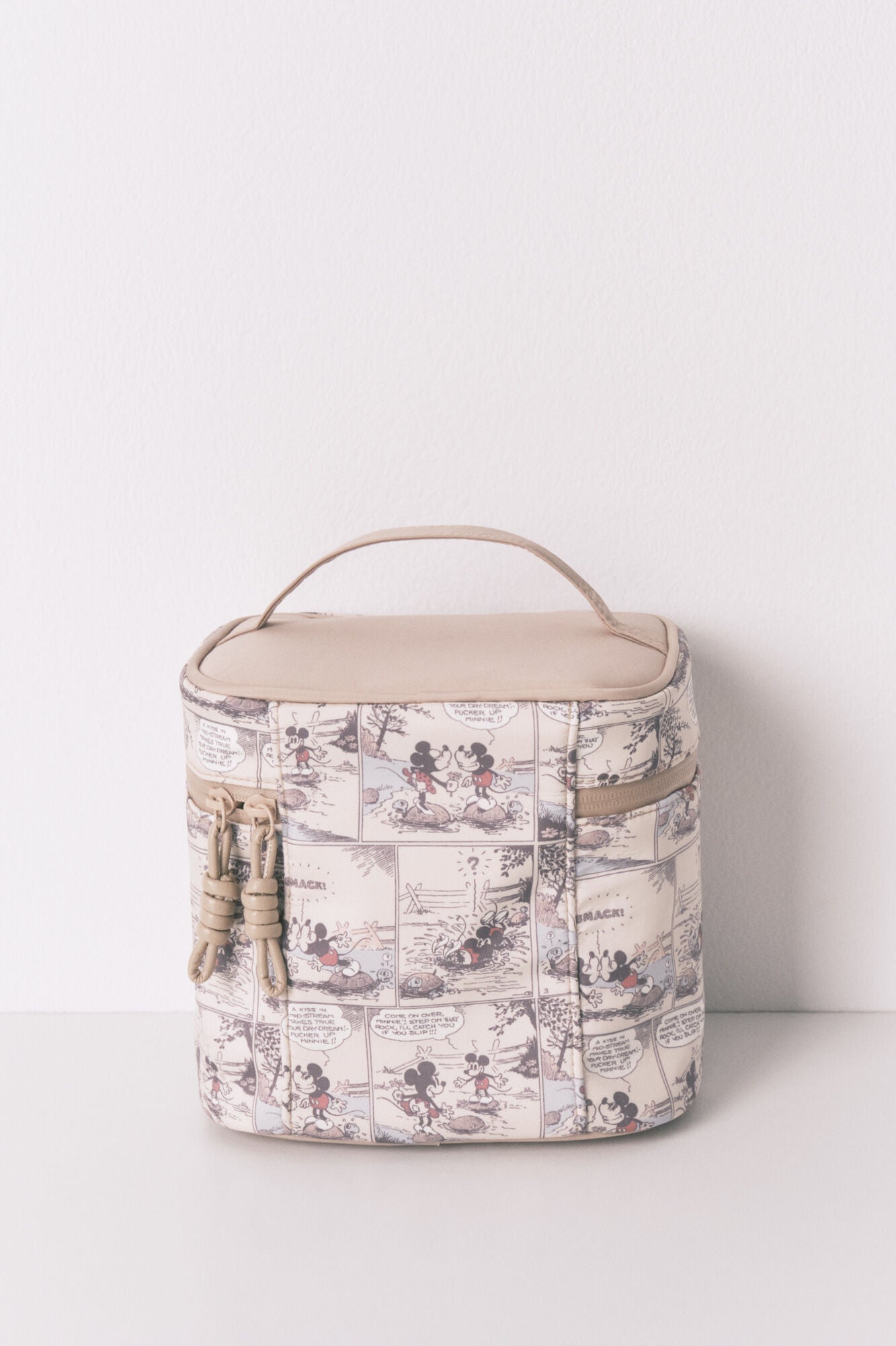 Mickey Mouse toiletry bag