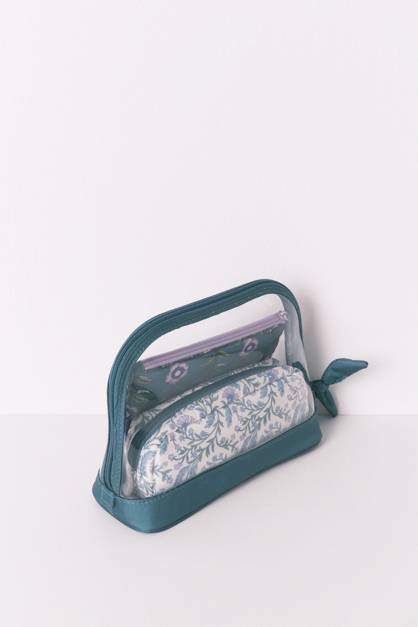 Pack of 3 toiletry bags