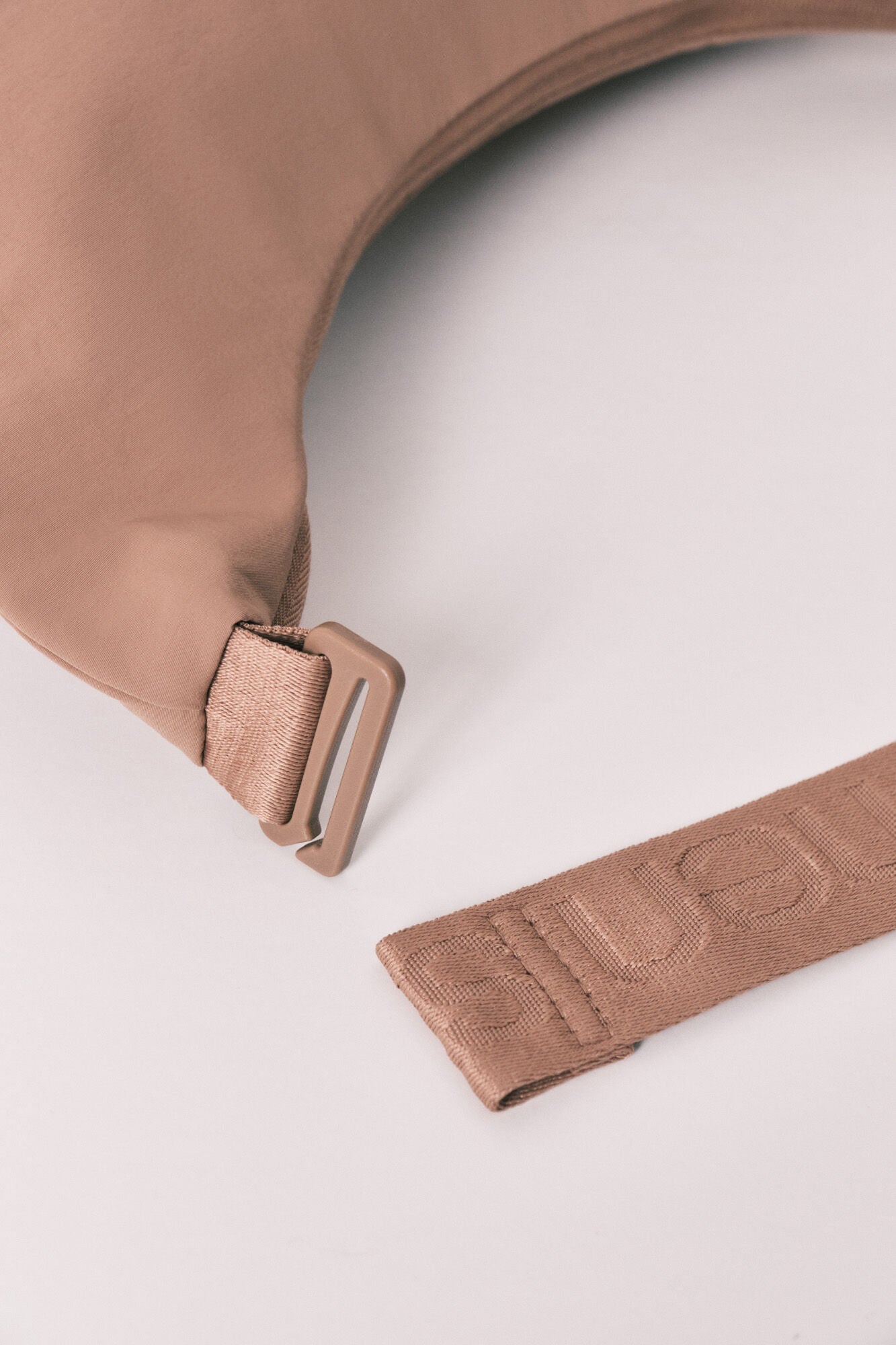 Brown thermal lunch bag