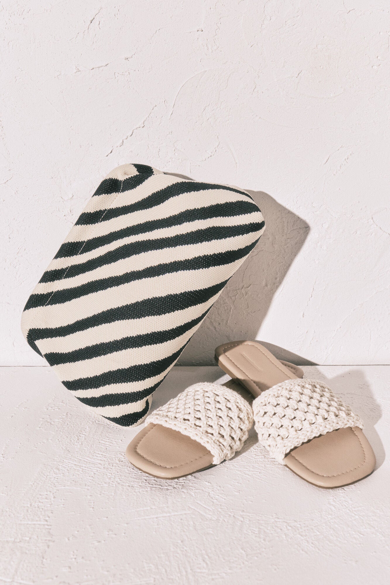 Medium zebra print toiletry bag