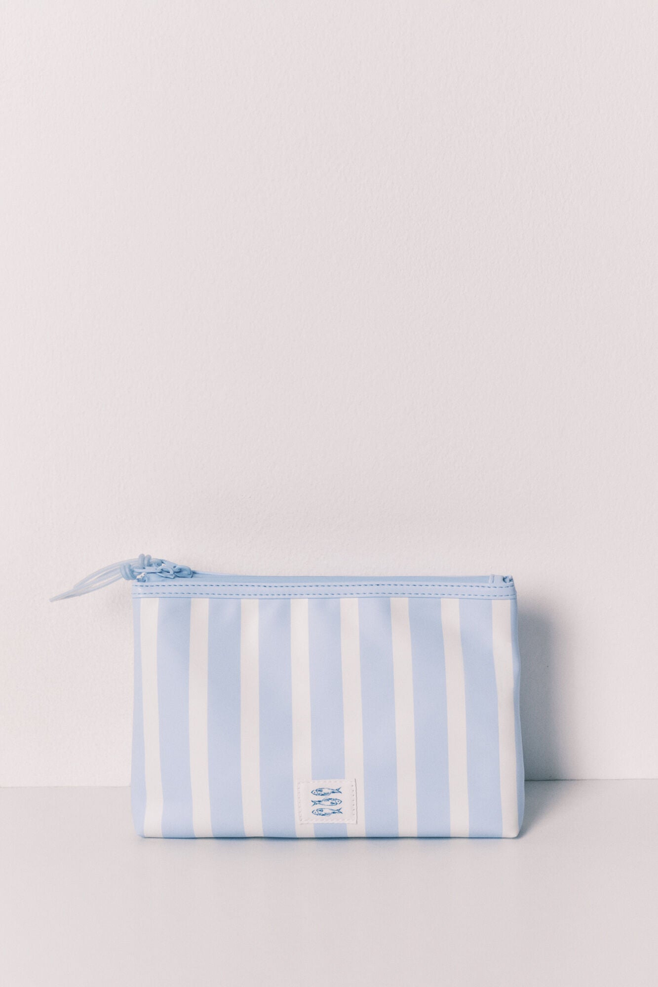 Blue striped medium vanity case